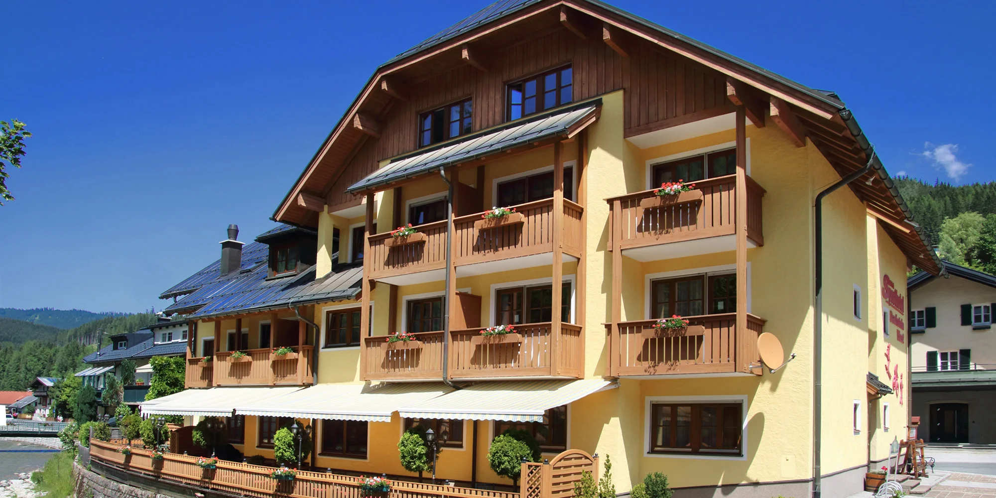 Dachstein s neobmedzeným wellness a Dachstein s neobmedzeným wellness a raňajkami