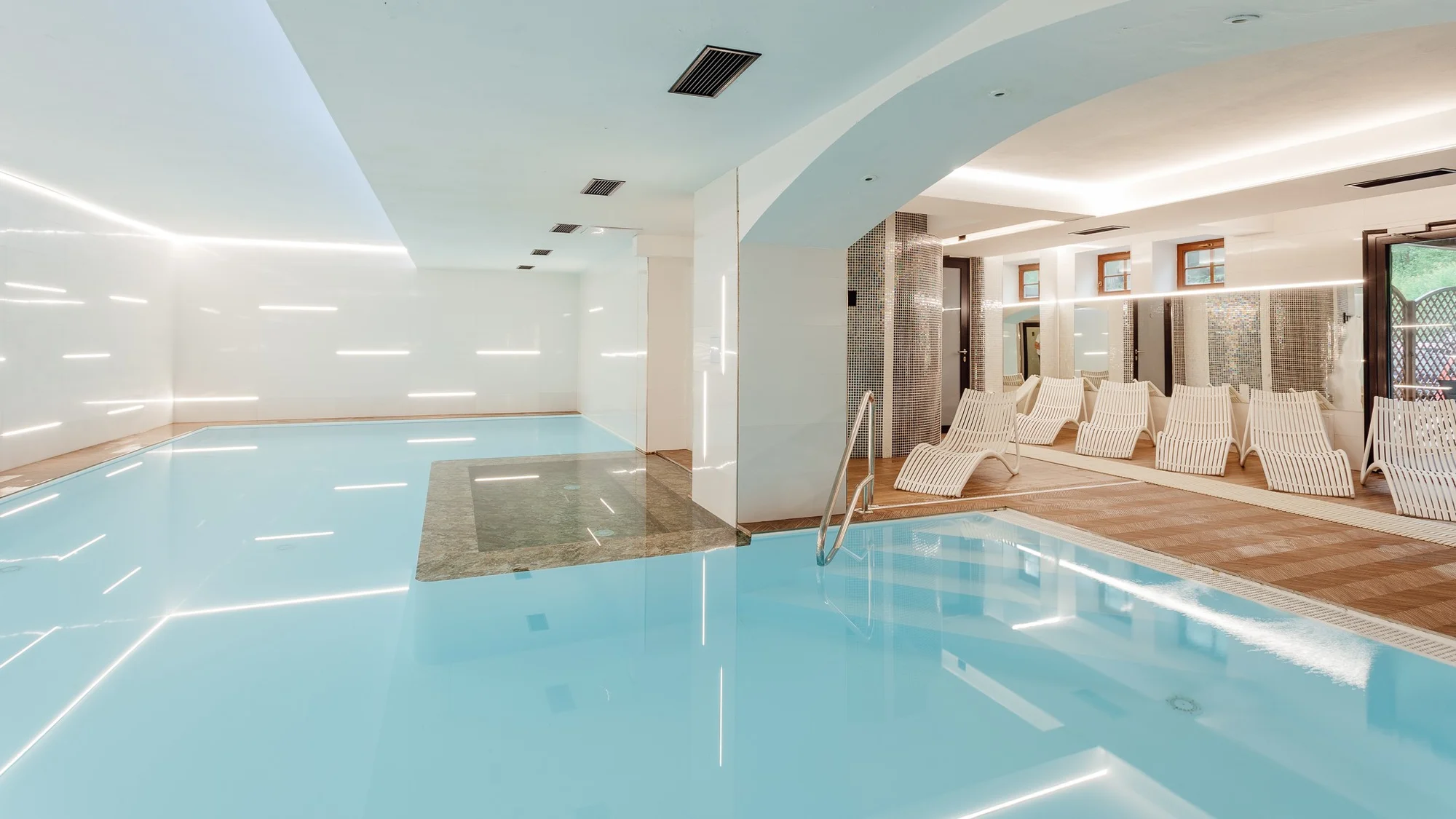 Hotel Marlene**** s vynoveným wellness v horskom prostredí s množstvom aktivít – Obrázok 2