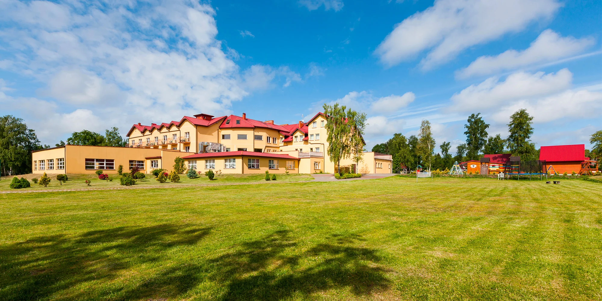 Hotel alebo domček pri Baltskom mori a jazere Bukowo: neobmedzený wellness, polpenzia alebo raňajky
