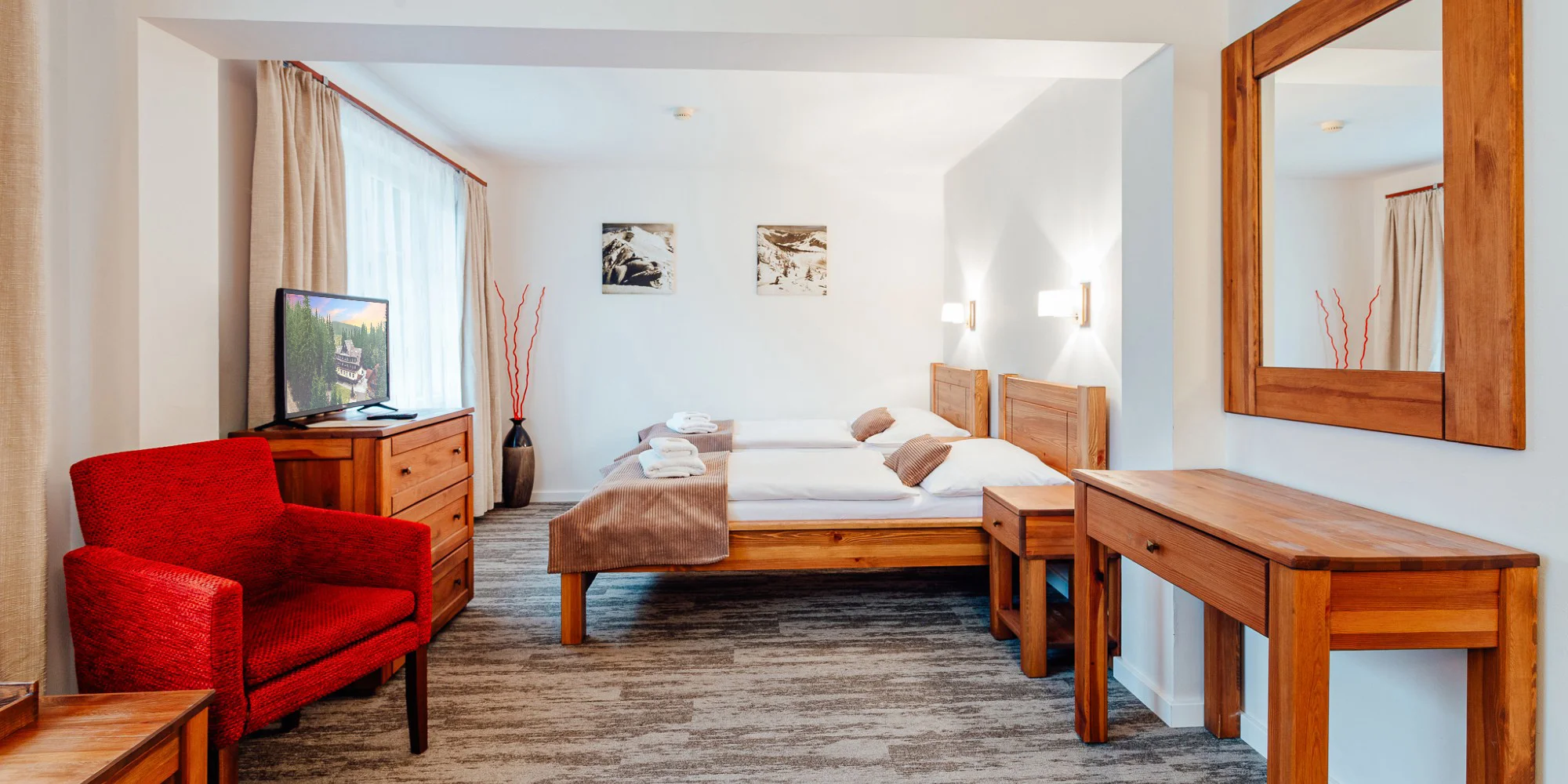 Horský hotel v Jasnej na brehu Vrbického plesa s neobmedzeným wellness a stravou – Obrázok 3