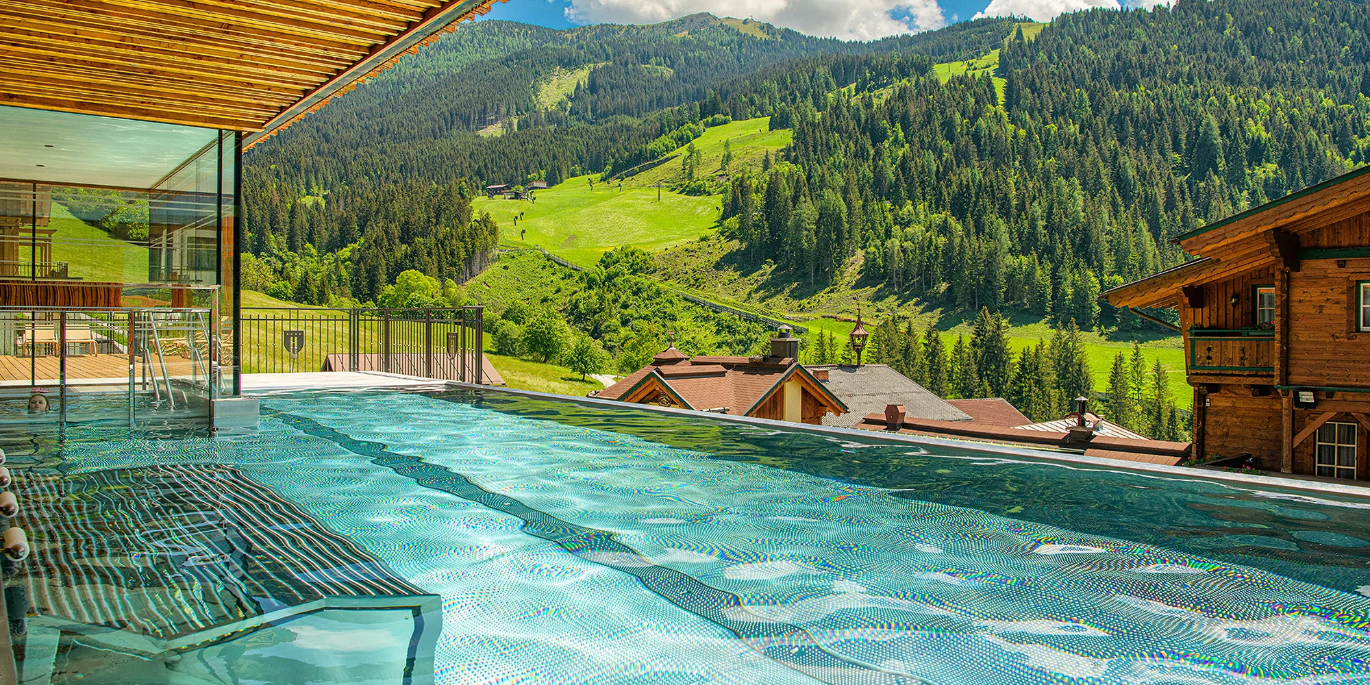 Údolie Gastein: hotel v 1 000 m n. m., bohato vybavený wellness, polpenzia a lyžovanie