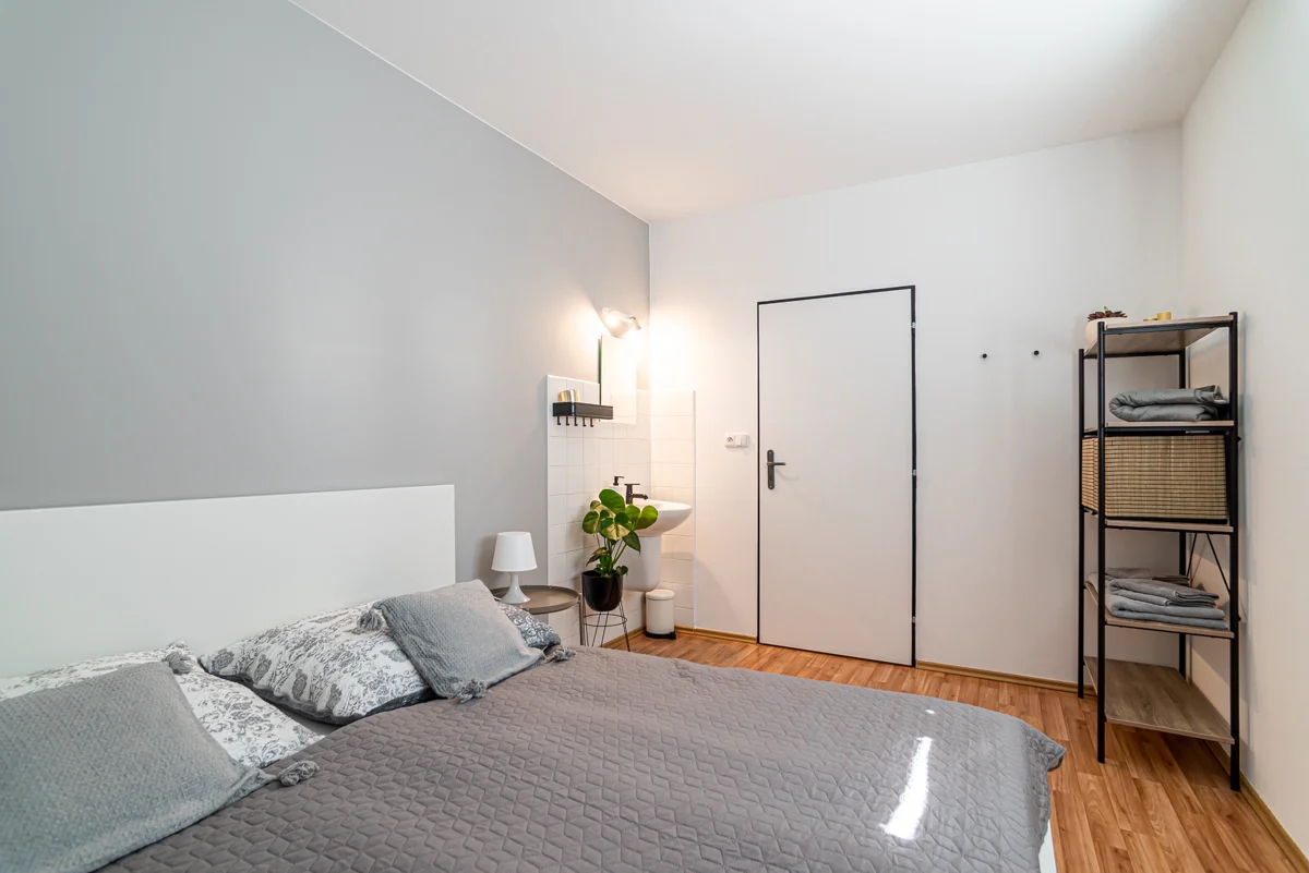 Pobyt vo vinárstve vo Veľkých Bíloviciach aj degustácia vín: apartmán alebo celý penzión až pre 8 osôb – Obrázok 5