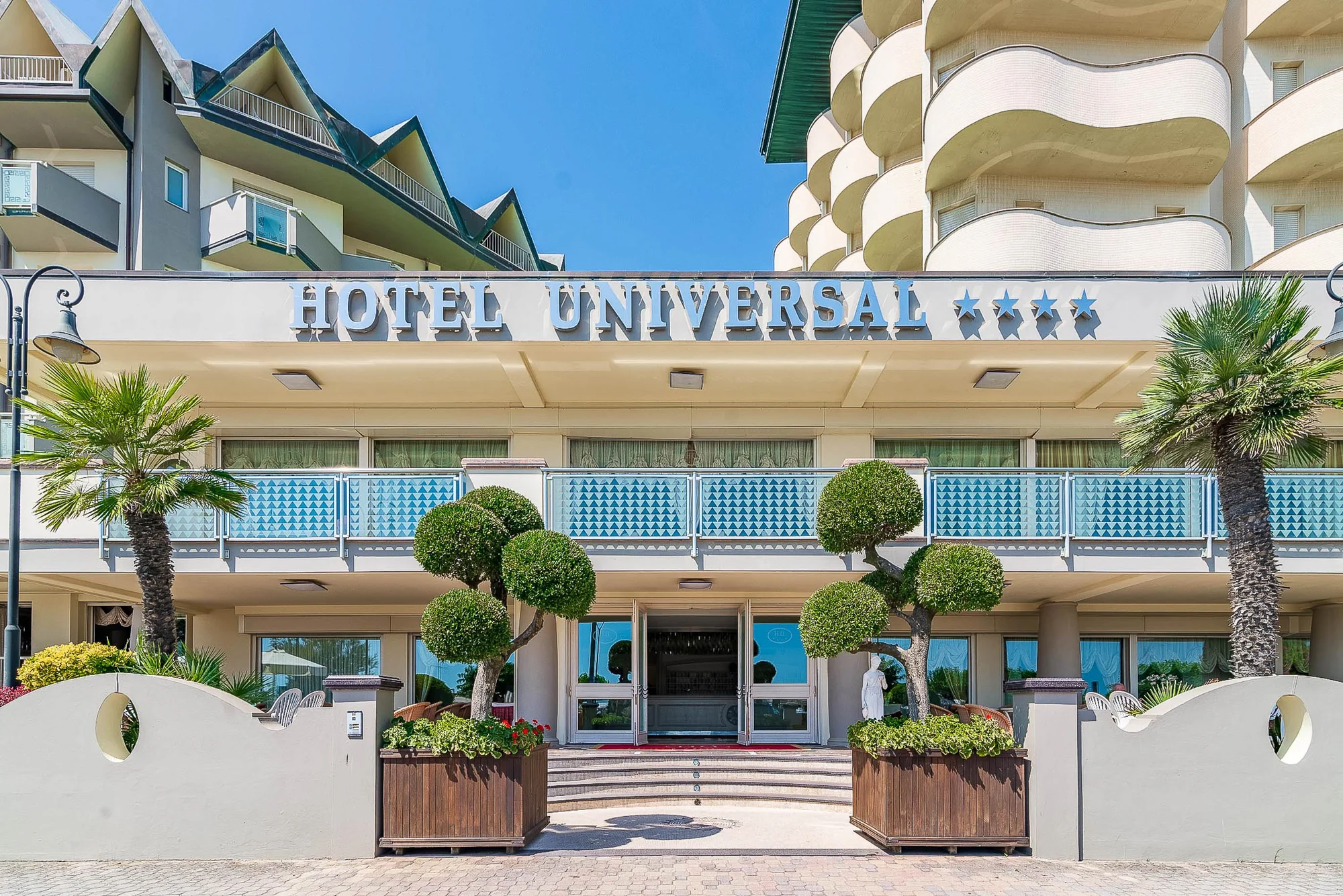 Na pláž do Cervie: 4* hotel priamo pri mori s bazénom, jedlom a animačným programom – Obrázok 4