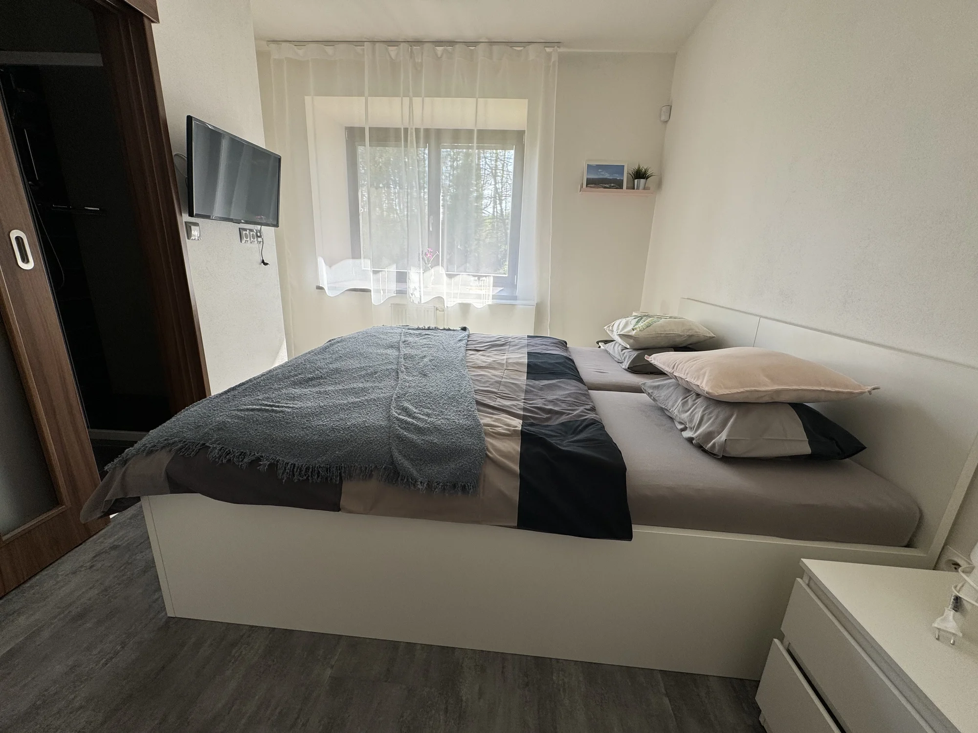 Pobyt v pokojnej dedine v Jeseníkoch: izba alebo apartmán až pre 7 osôb, cca 7 km od Karlovej Studánky – Obrázok 6