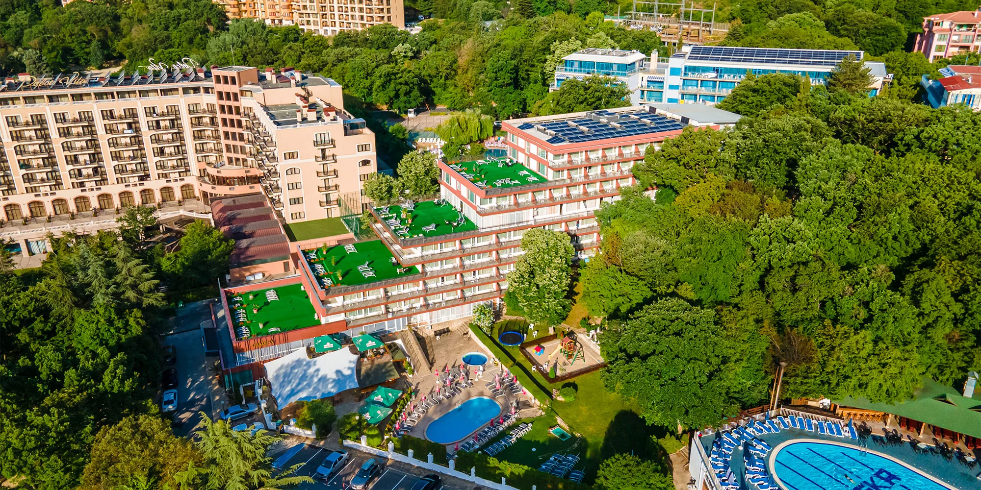 Rodinná dovolenka v Bulharsku: hotel 500 m od mora, animačný program, nový aquapark, 2 deti zadarmo – Obrázok 3