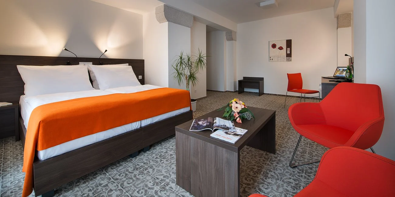 4* pobyt v Jihlave: raňajky alebo polpenzia, wellness, masáž aj návšteva zoo alebo aquaparku – Obrázok 5