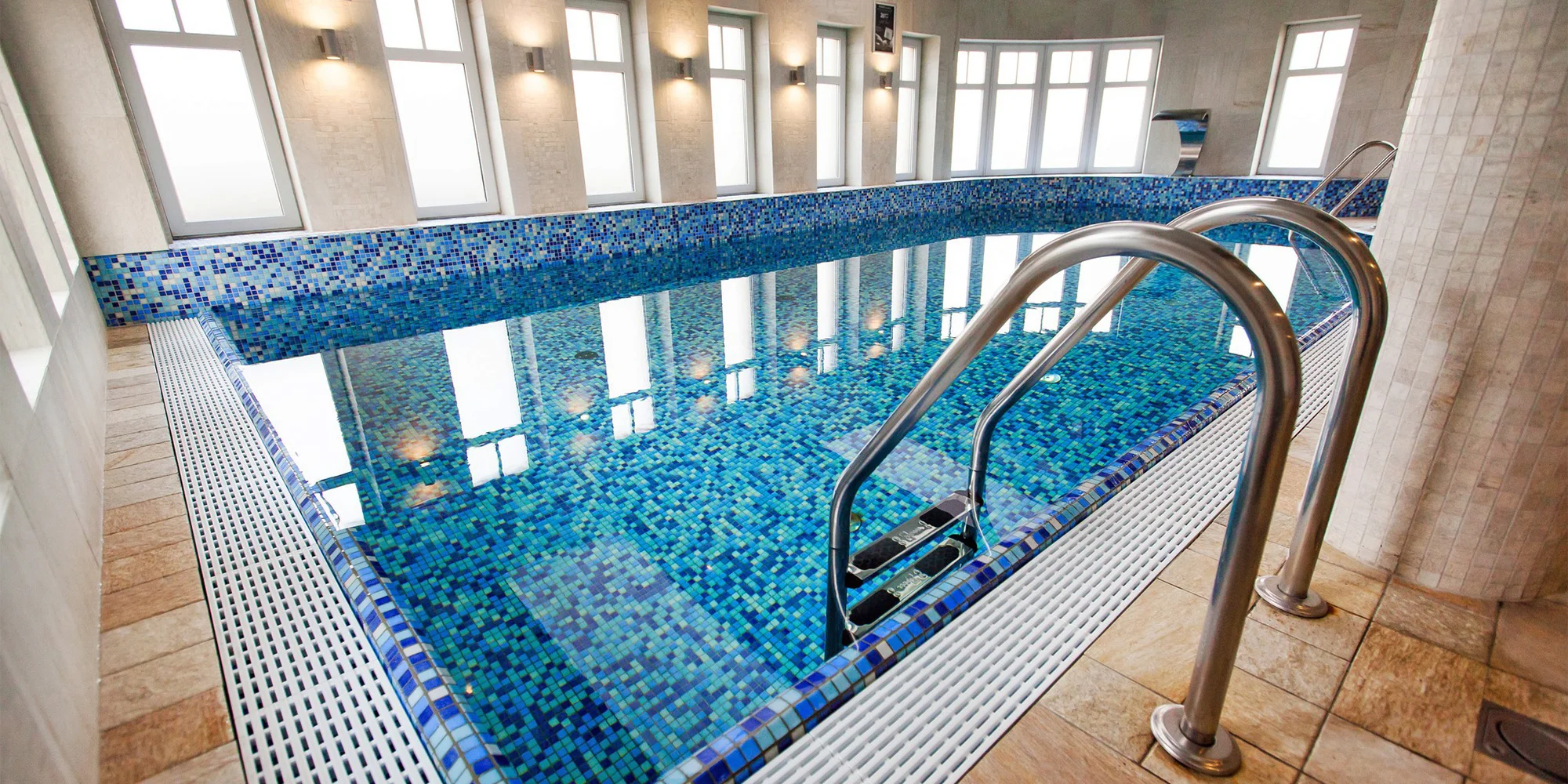 Kúpele aj aktívny relax v Polanica Zdrój: moderné apartmány, polpenzia a wellness – Obrázok 2