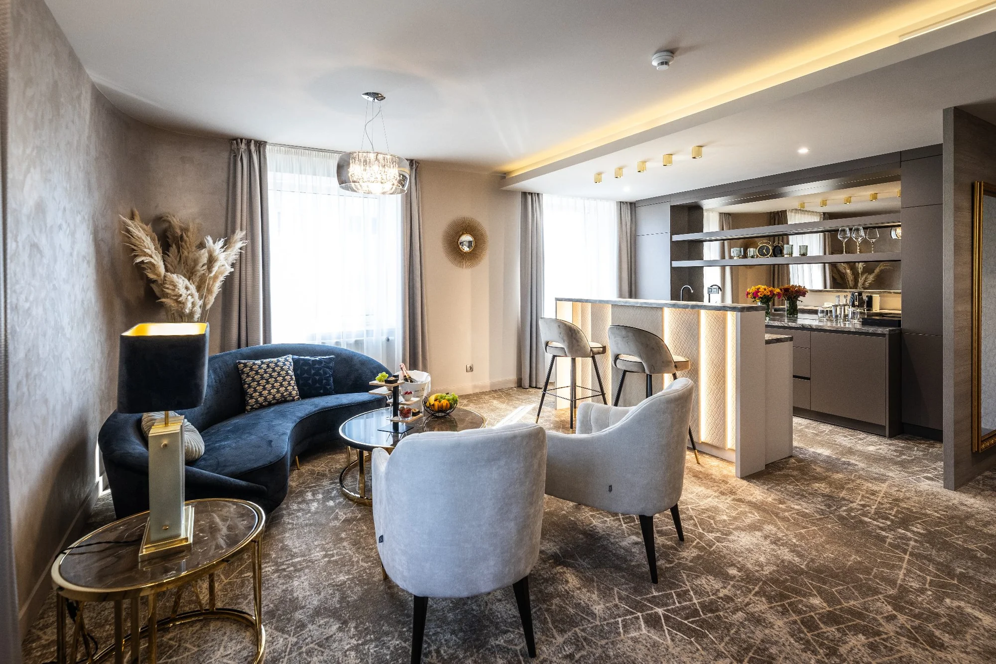 Nový exkluzívny 4* hotel s kasínom: industriálna reštaurácia aj hracie žetóny – Obrázok 5