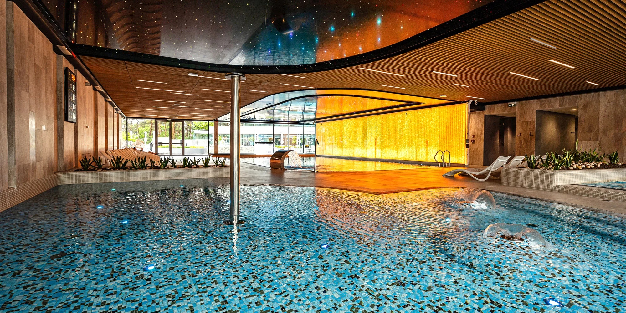 Spa resort pri Balte: raňajky, 5 druhov sáun, vyhriate bazény aj jacuzzi, až 2 deti zdarma – Obrázok 2