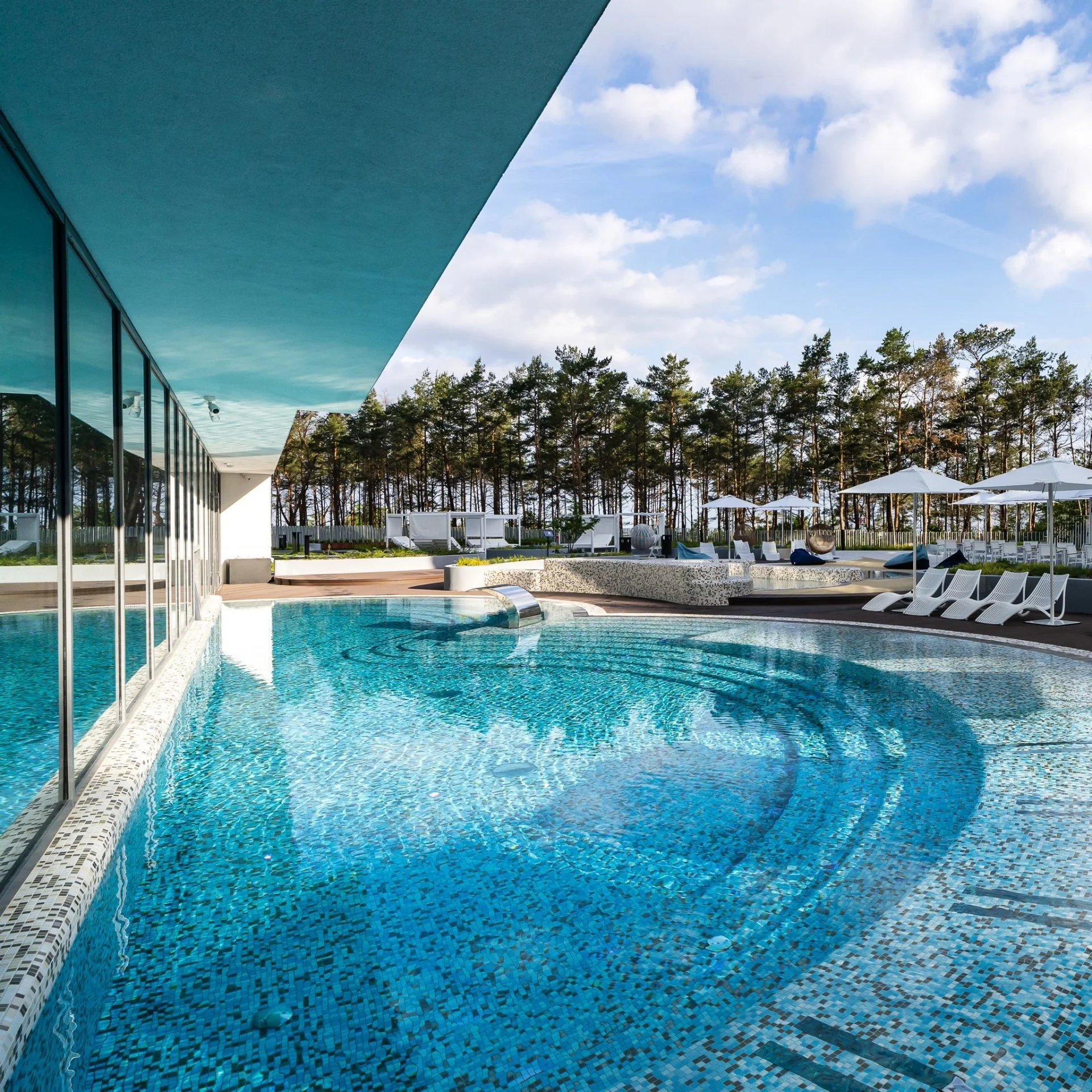 Spa resort pri Balte: raňajky, 5 druhov sáun, vyhriate bazény aj jacuzzi, až 2 deti zdarma – Obrázok 6