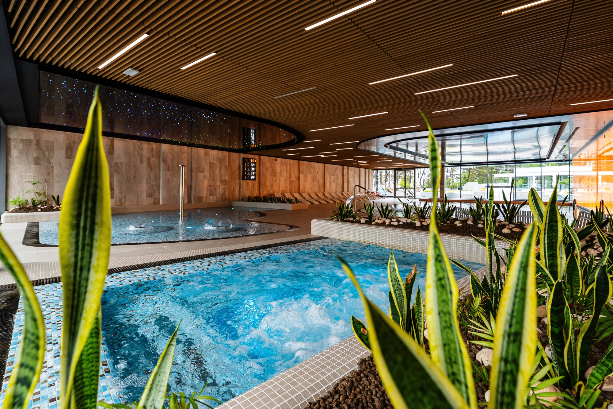 Spa resort pri Balte: raňajky, 5 druhov sáun, vyhriate bazény aj jacuzzi, až 2 deti zdarma – Obrázok 5