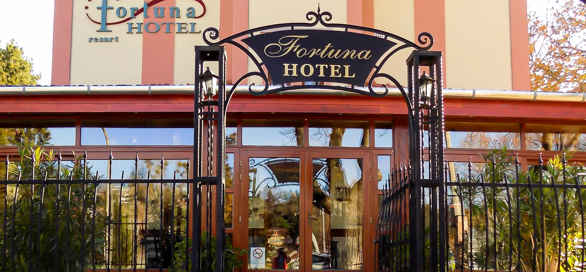 Hotel v centre Miškolca na skok od kúpeľov Ellipsum: wellness pobyt s raňajkami – Obrázok 2