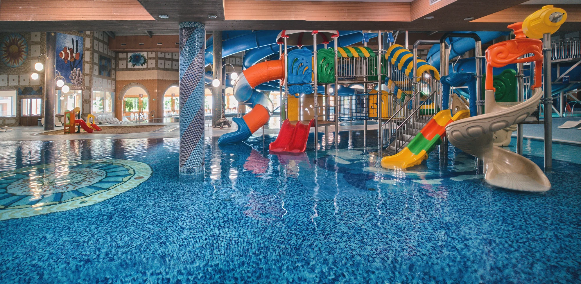 Rodinný pobyt pri Mazurských jazerách: hotel s aquaparkom, polpenzia alebo plná penzia a zábava pre deti – Obrázok 5