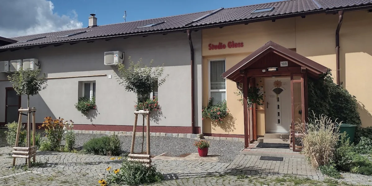 Vysočina plná zážitkov: relaxačný pobyt s privátnou saunou aj s výrobou sklenených šperkov – Obrázok 4