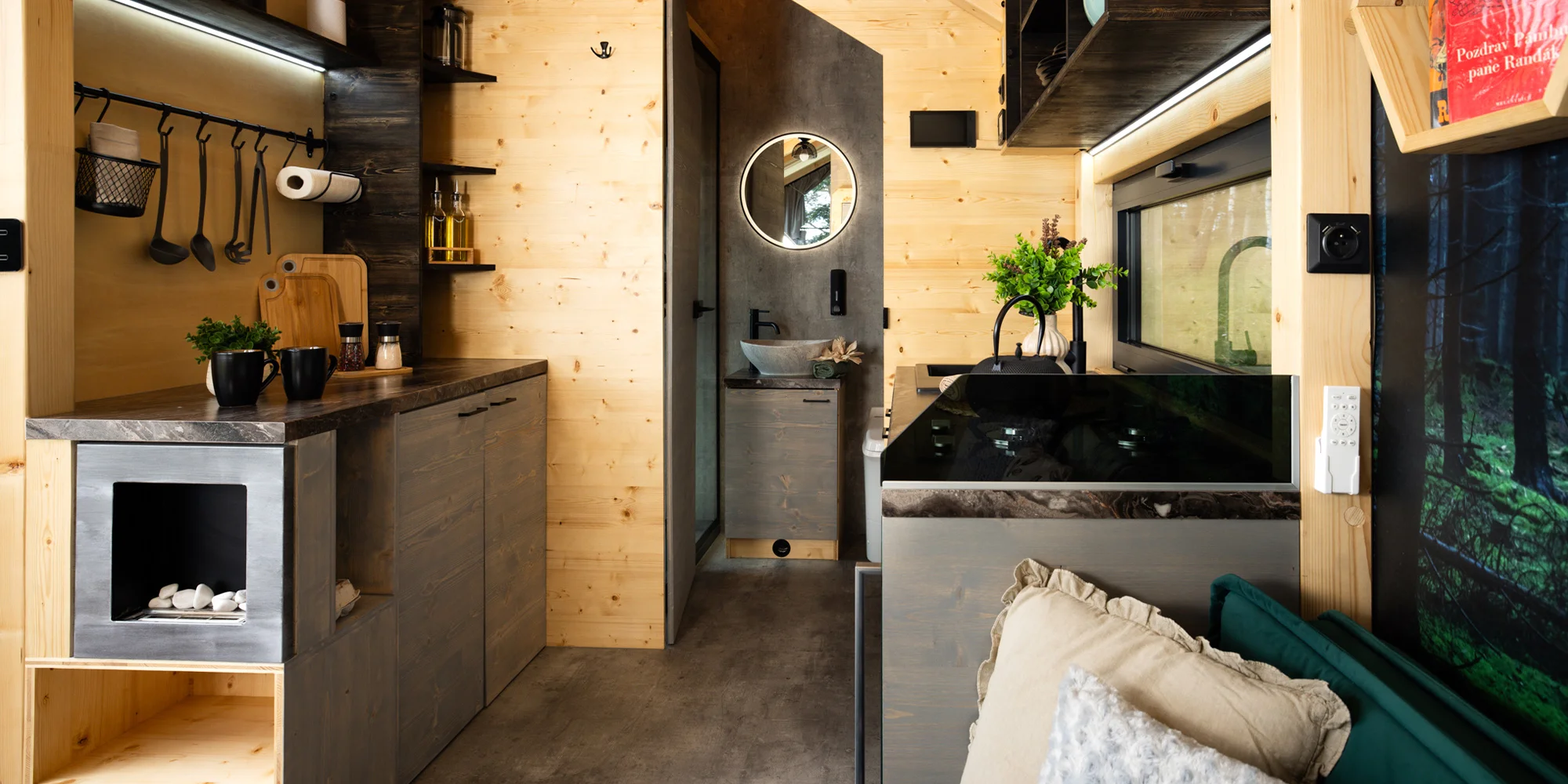 Tiny house Honzík: plne vybavený domček pri lese s terasou a výhľadom na pastviny – Obrázok 3