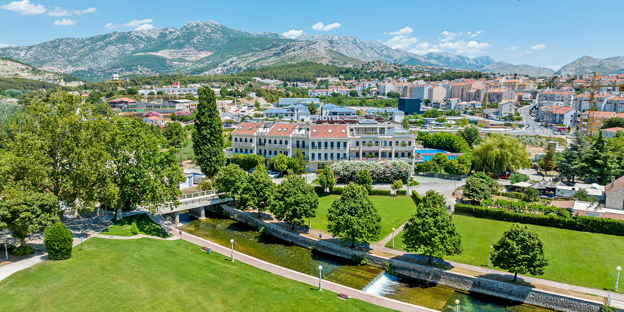 Luxusný hotel v slnečnej Dalmácii: polpenzia aj neobmedzený wellness – Obrázok 2