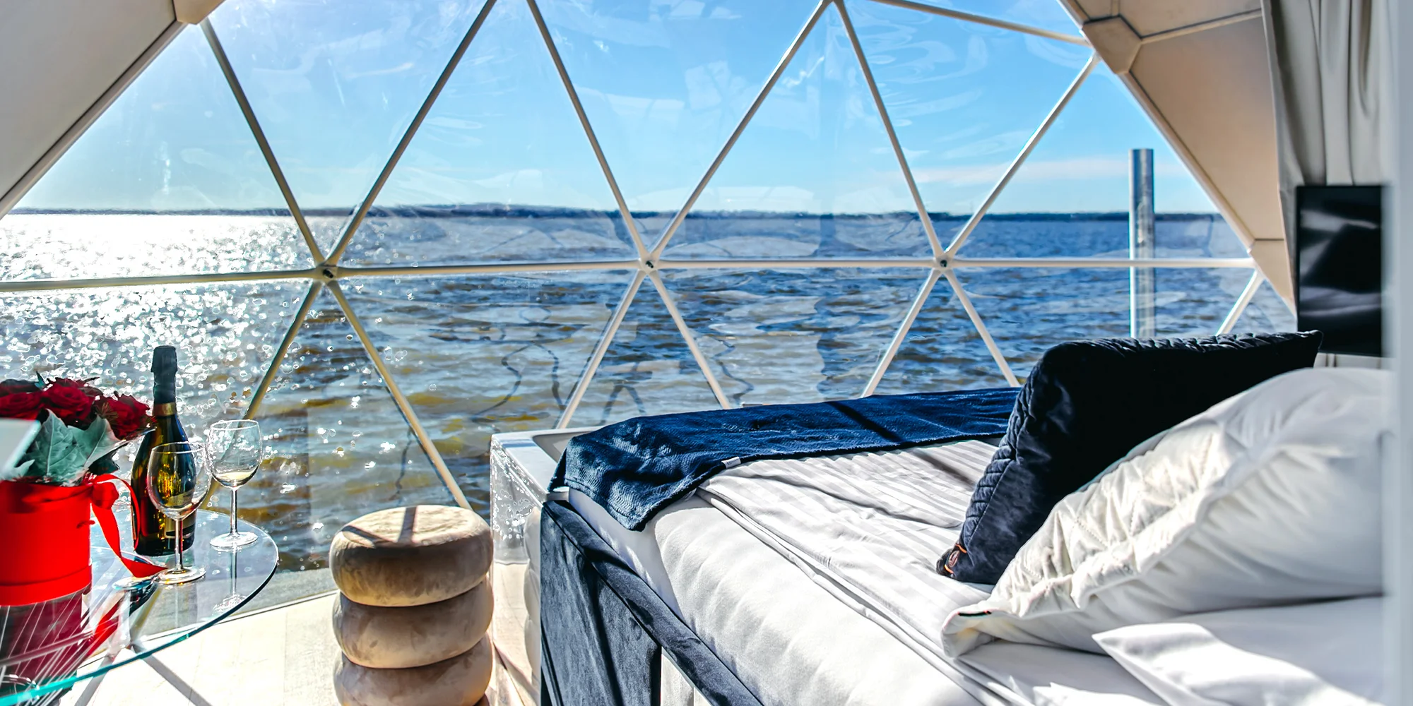 Luxusné houseboaty a bubliny na jazere: privátne wellness, strava, vodné športy a more 200 m – Obrázok 4