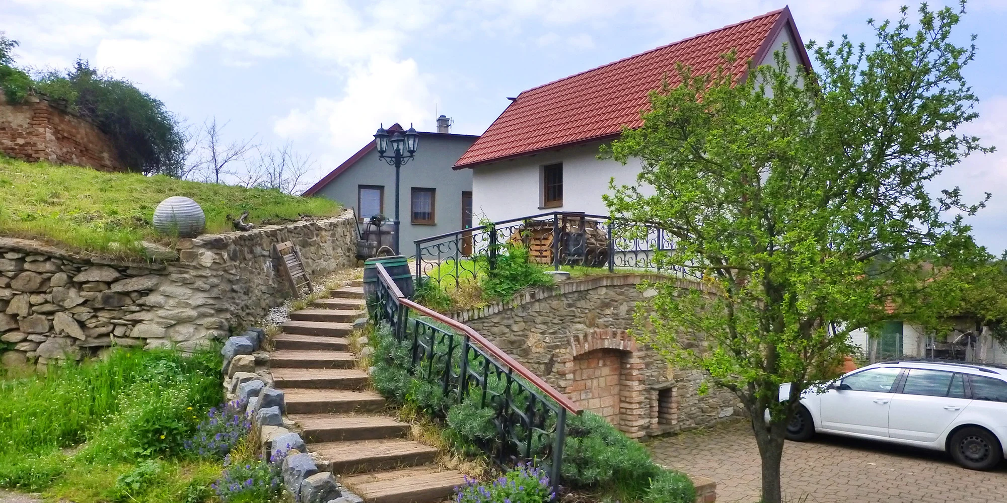 Dovolenka na juhu Moravy pre milovníkov vína: degustácia s neobmedzenou konzumáciou vína aj raňajky – Obrázok 4