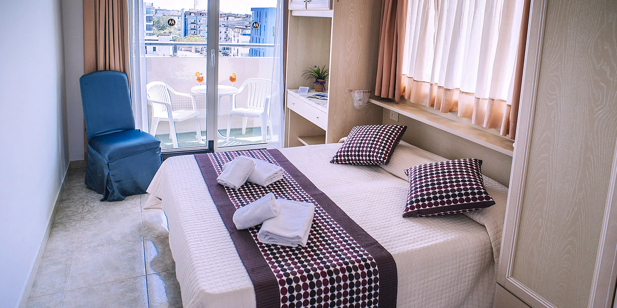 Talianske Jesolo: hotel priamo na pláži, izba s balkónom a raňajky alebo polpenzia – Obrázok 2