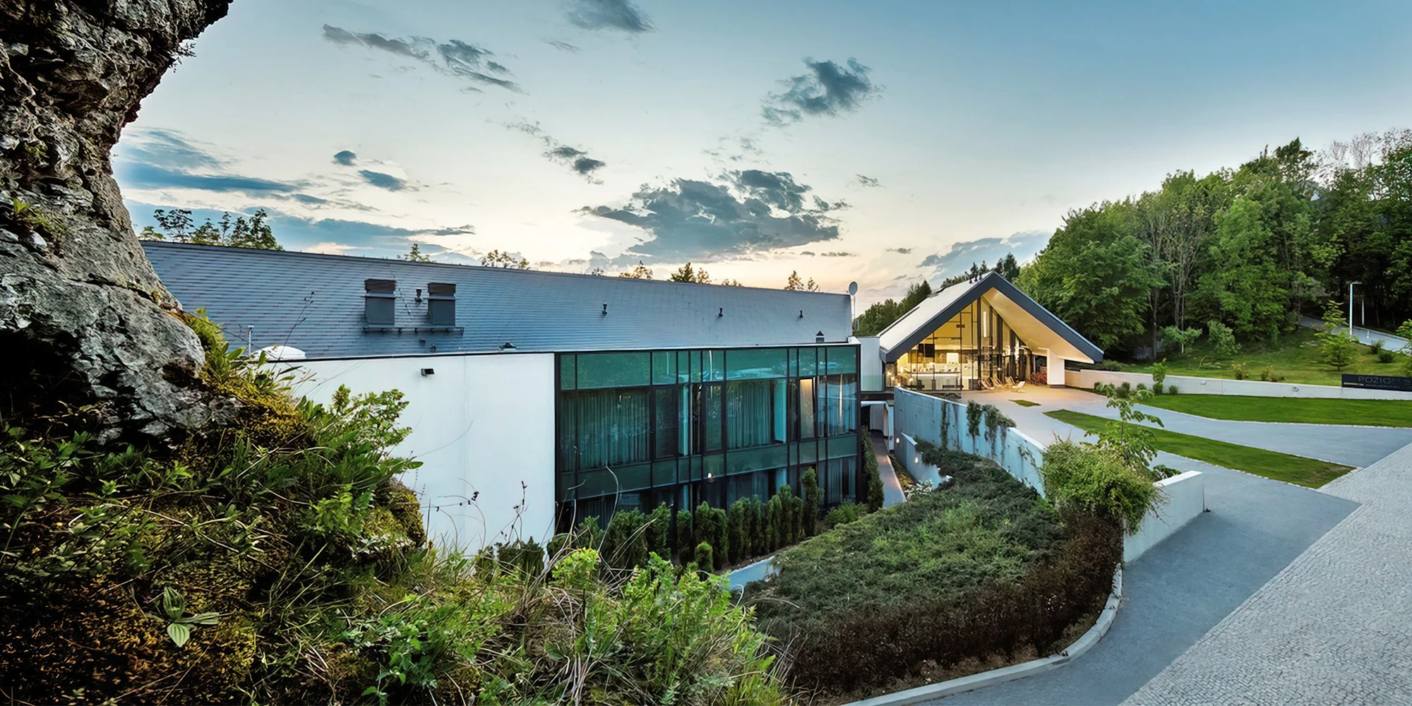 Poľská Jura – skalné mesto, vinice a pokoj: krásny hotel s wellness, polpenzia, 2 deti zdarma