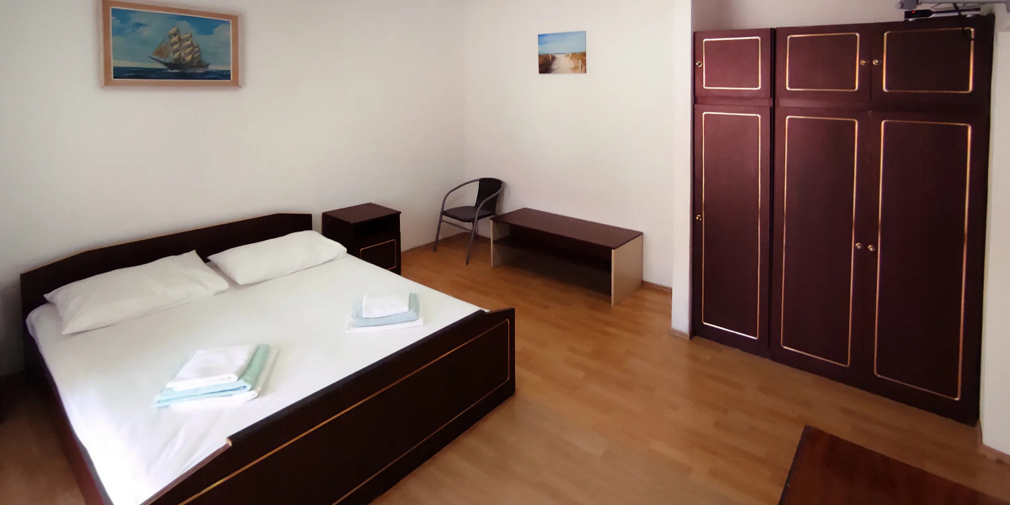 Letný pobyt v Chorvátsku: apartmány 9 min. pešo od pláže, 30 min. autom od Splitu – Obrázok 3