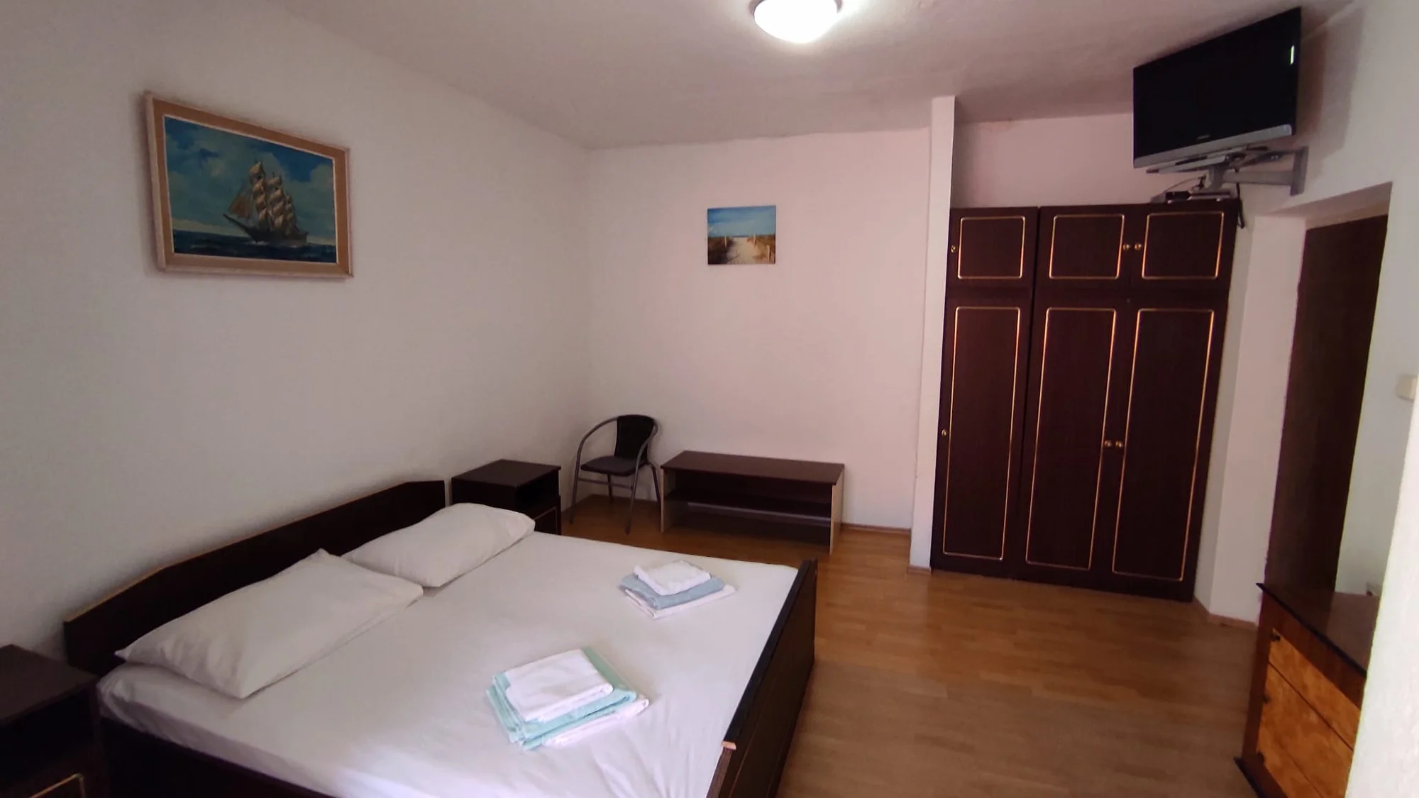Letný pobyt v Chorvátsku: apartmány 9 min. pešo od pláže, 30 min. autom od Splitu – Obrázok 6