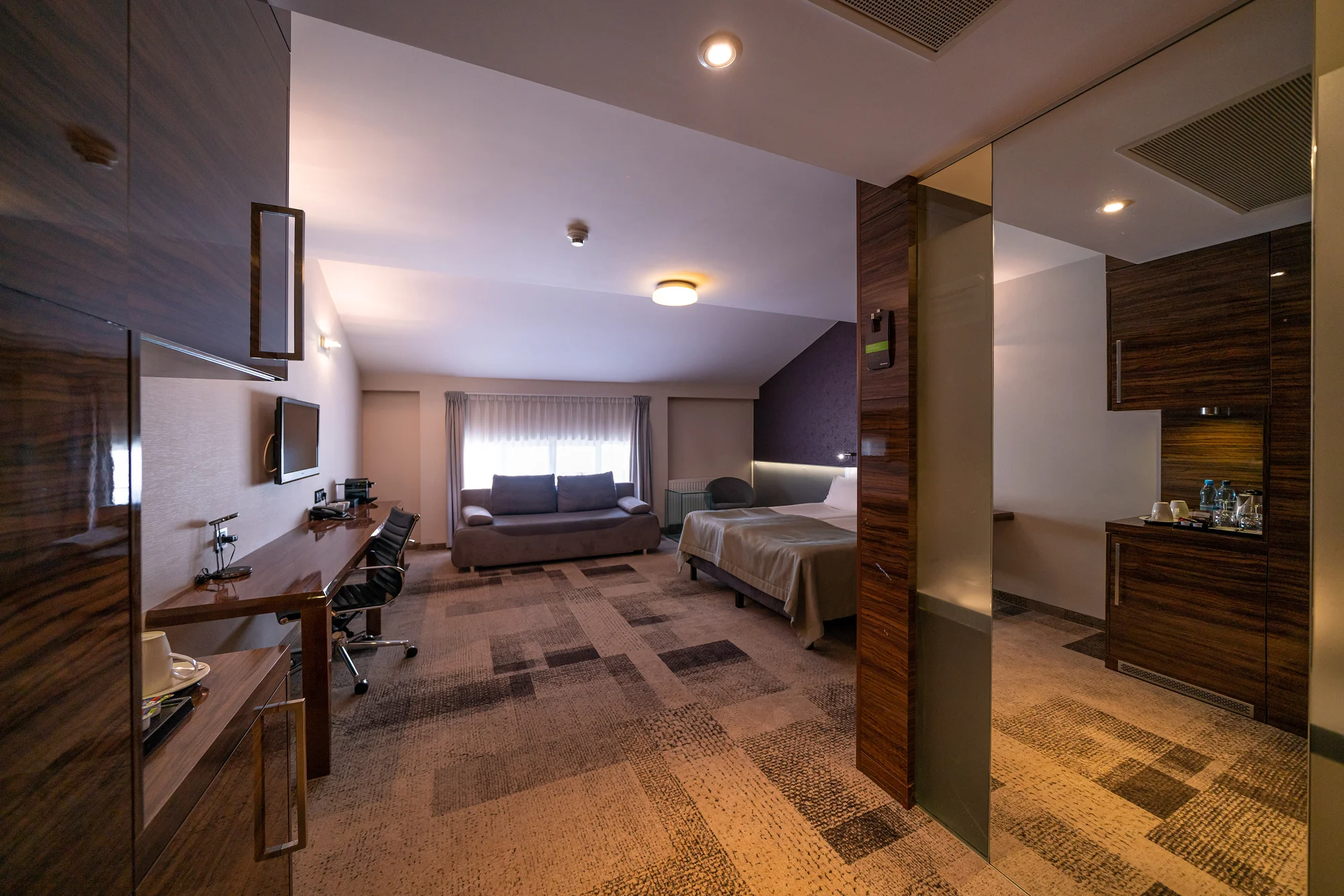 Moderný hotel v centre Gdanska: bohaté raňajky a neobmedzená sauna – Obrázok 6