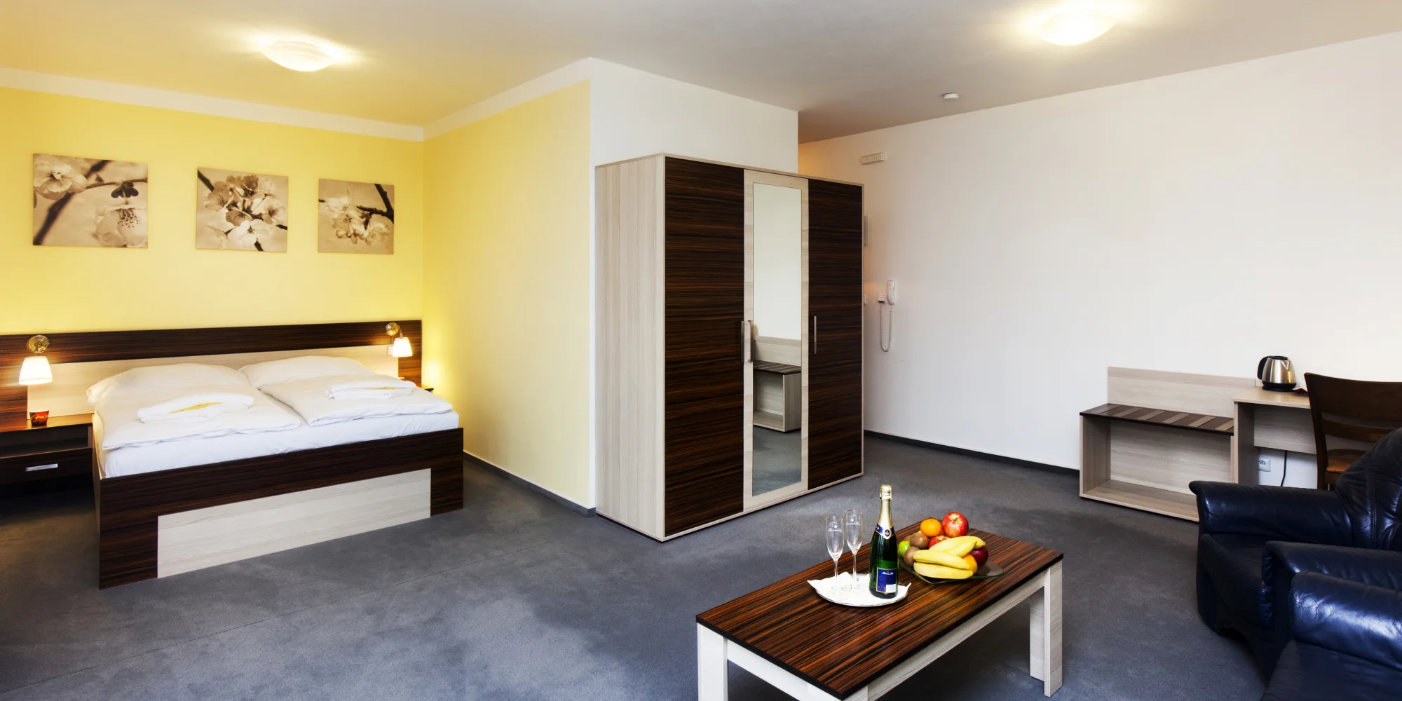 Pobyt na juhu Moravy: hotel s výhľadom na zámok Bučovice, raňajky aj vstup do wellness – Obrázok 5