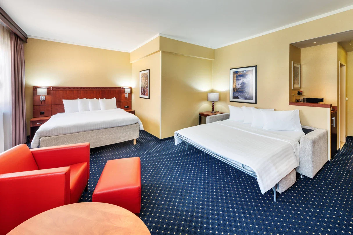 Pobyt v hoteli Courtyard by Marriott: výborná lokalita, raňajky aj fitness, parkovanie a dieťa zdarma – Obrázok 6