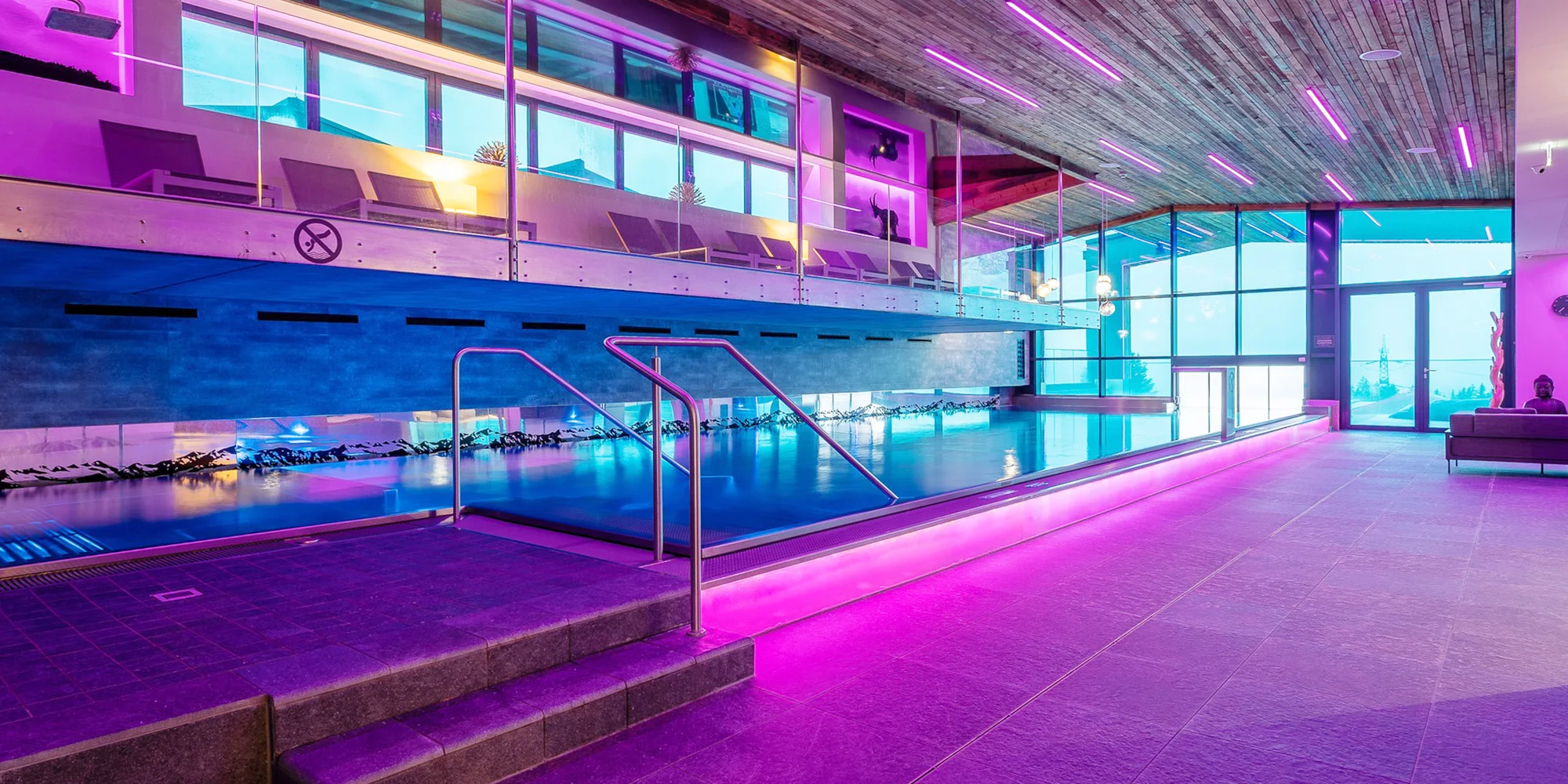 Alpský rezort priamo pri Zillertal Arene: polpenzia, neobmedzený wellness, vybavenie pre rodiny aj karta výhod – Obrázok 3