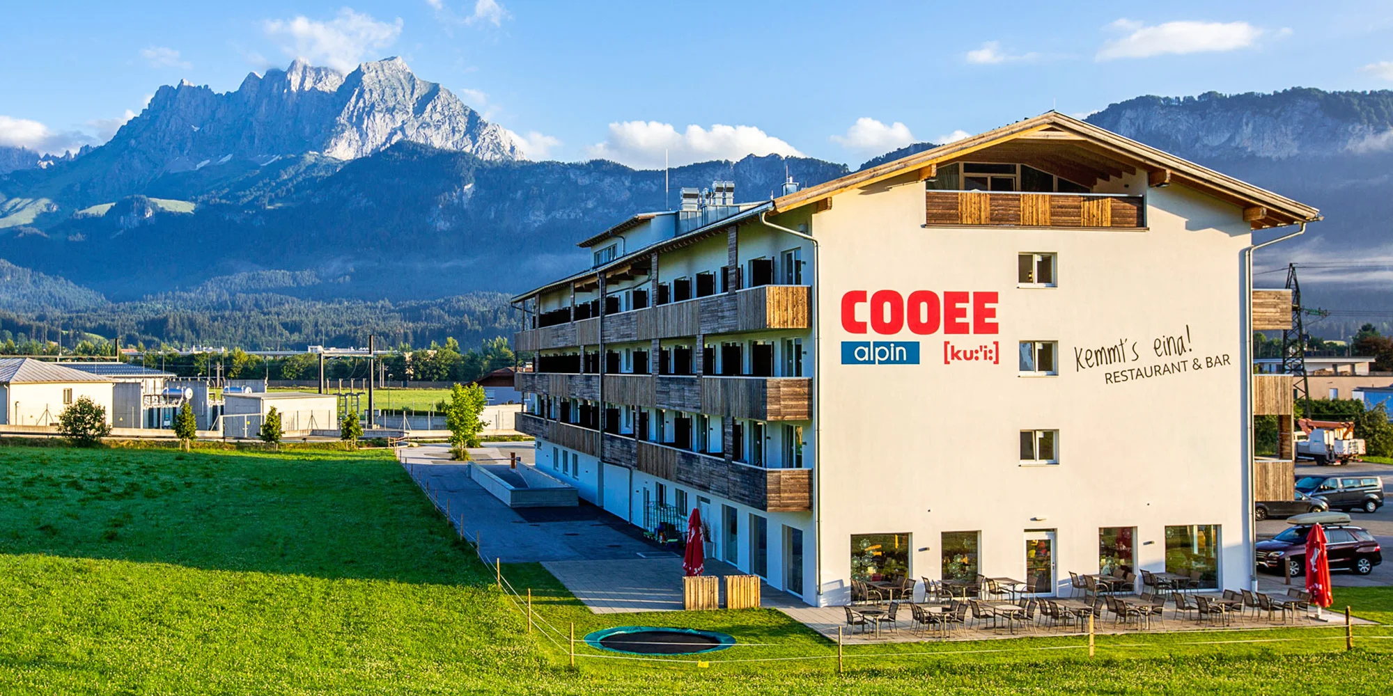 Dovolenka v Kitzbühelských Alpách v Tirolsku: krásny hotel s raňajkami alebo polpenziou a relax zónou