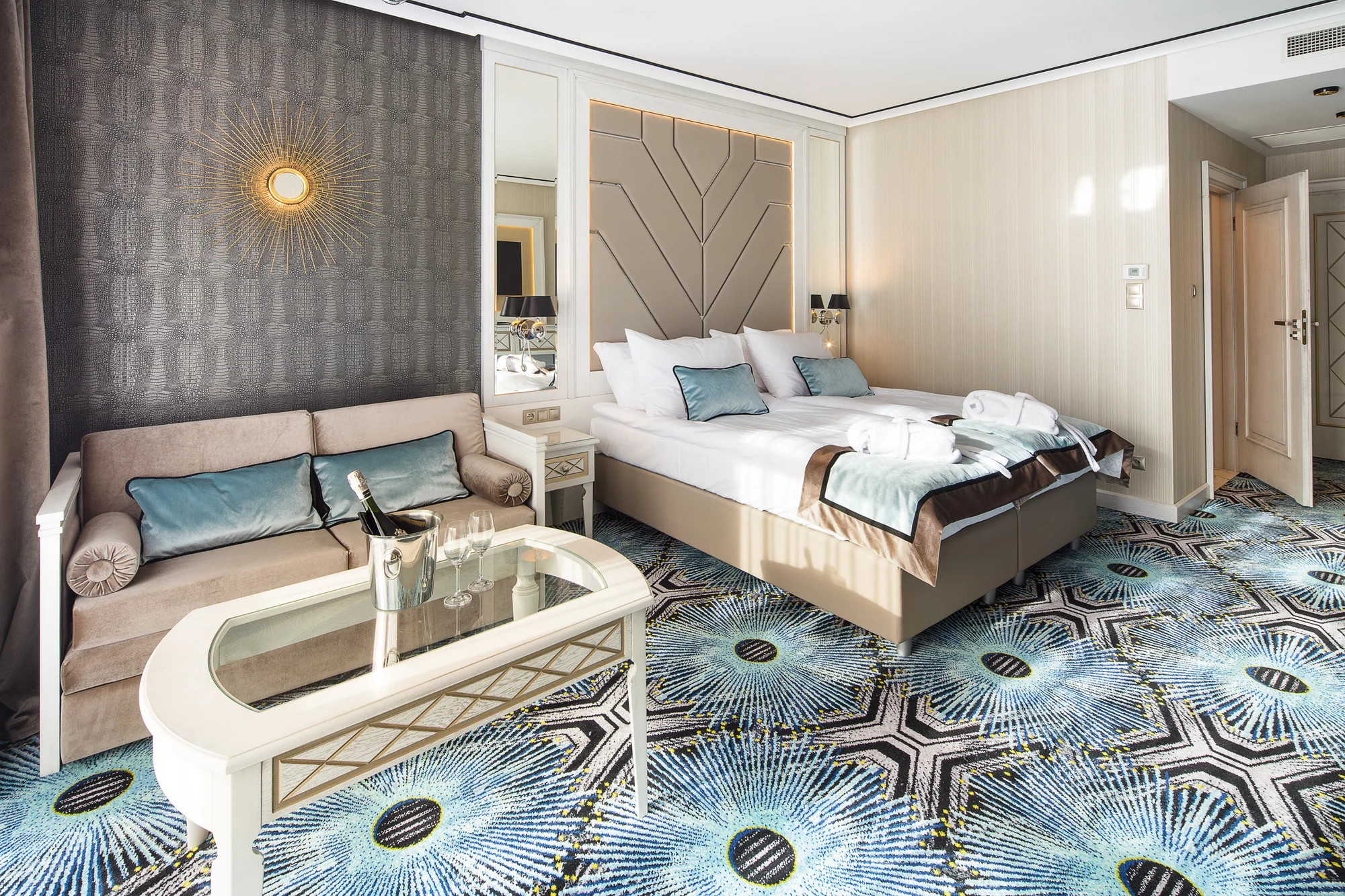 Dovolenka pri Balte: elegantný hotel uprostred lesov, polpenzia a neobmedzený vstup do wellness – Obrázok 2
