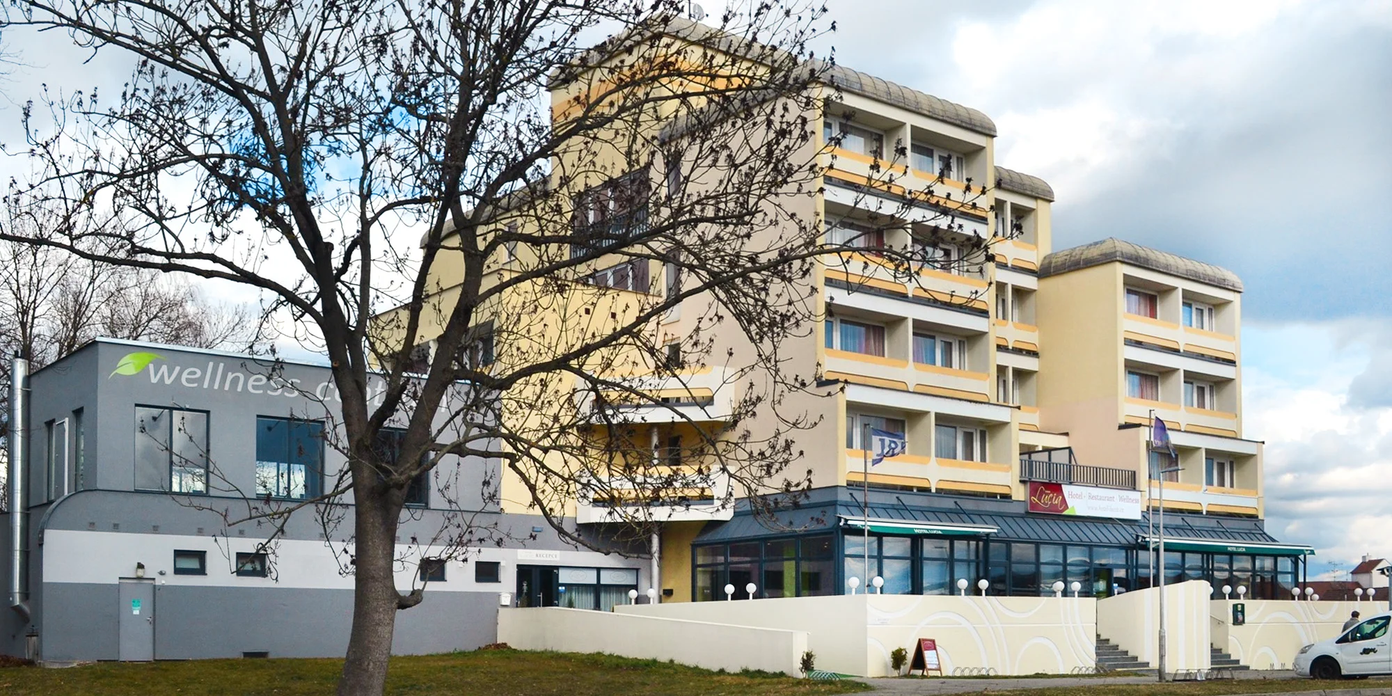 Relax na juhu Čiech: raňajky, neobmedzený vstup do wellness aj romantický balíček – Obrázok 5