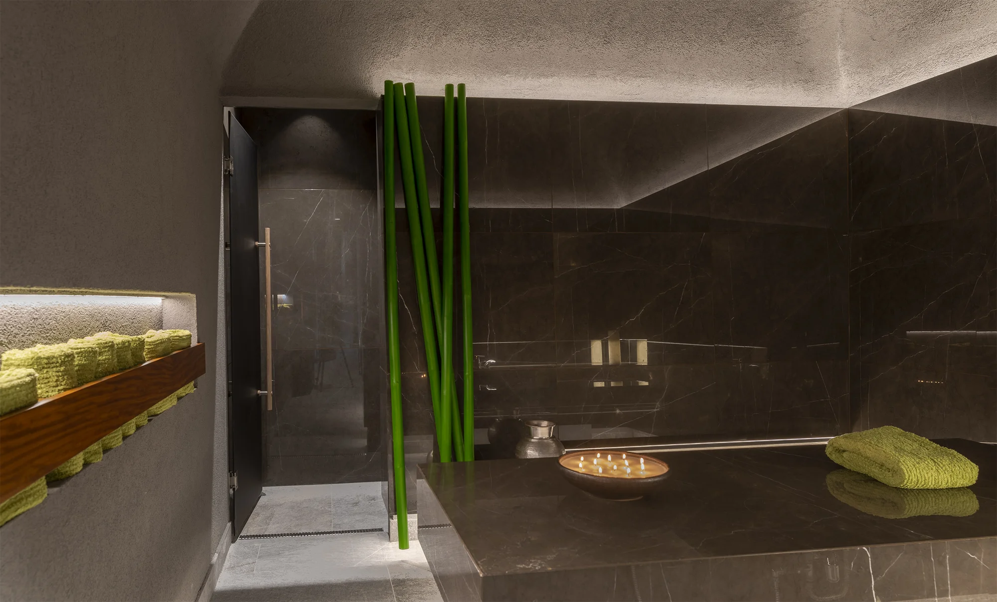 Snový pobyt v Karlových Varoch: 4* hotel s raňajkami, nádherným wellness aj masážou – Obrázok 5