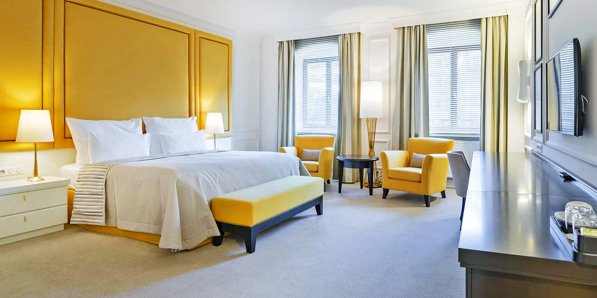 Snový pobyt v Karlových Varoch: 4* hotel s raňajkami, nádherným wellness aj masážou – Obrázok 2