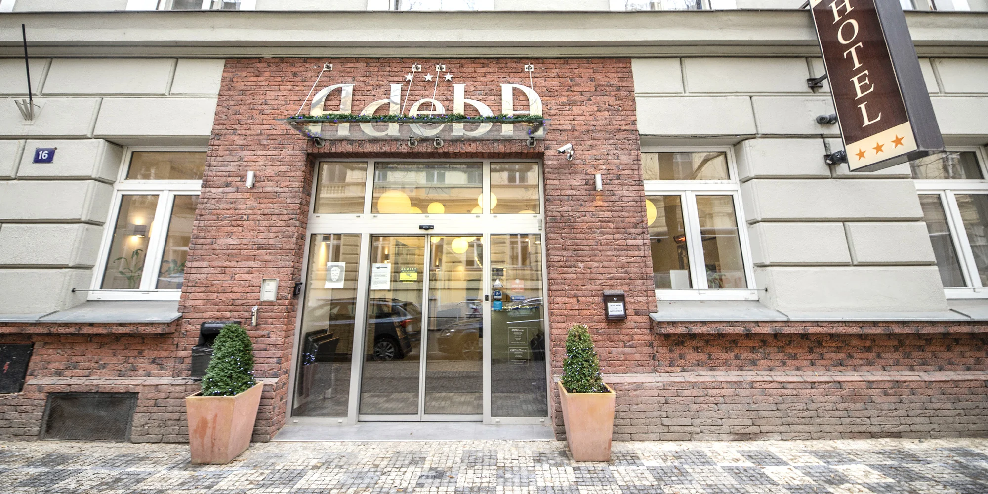 Pobyt v pražskom Karlíne: raňajky, privátne wellness aj izba s vírivkou – Obrázok 3