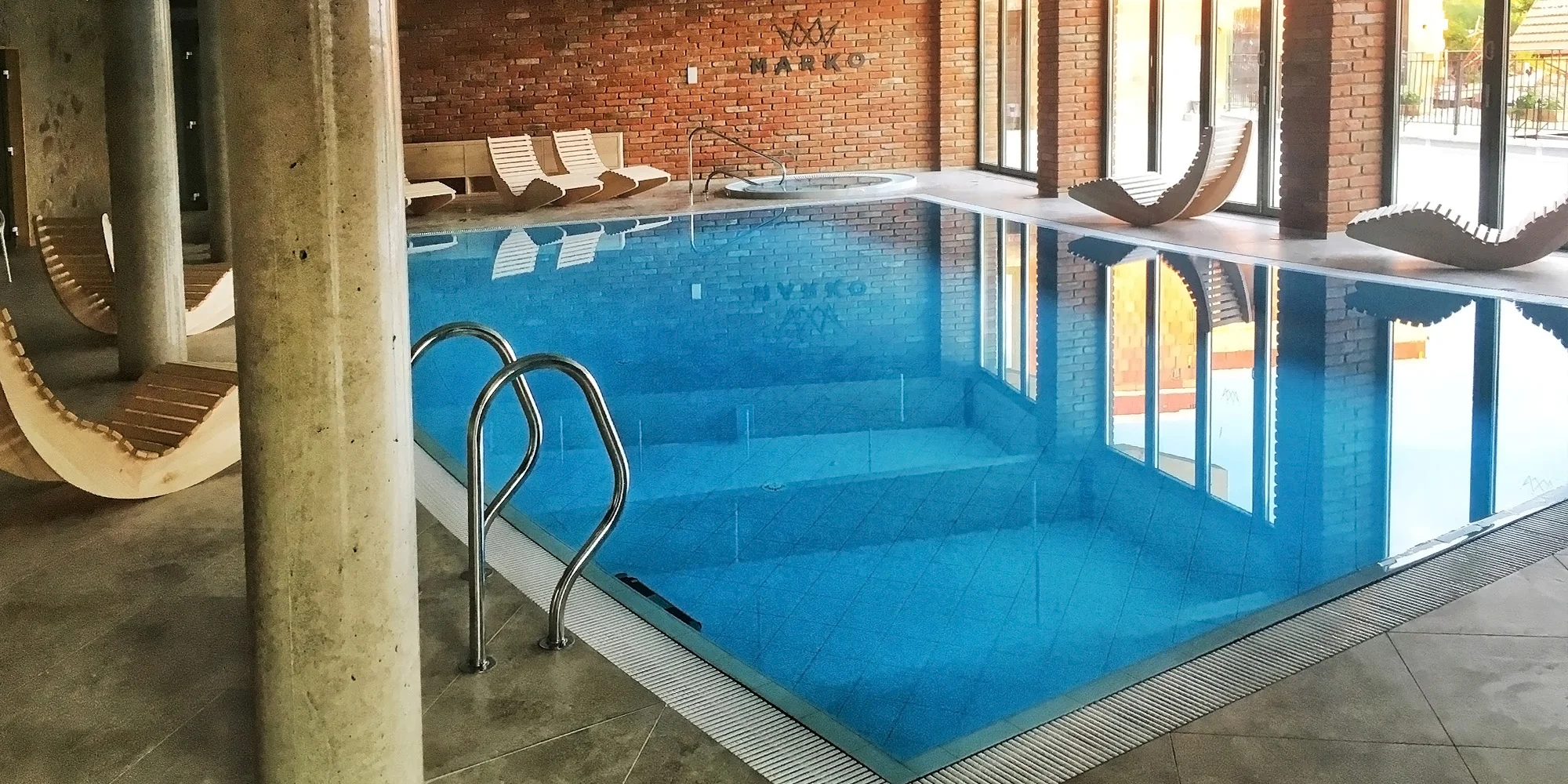 Lednicko-valtický areál: pobyt s wellness a bazénom, vinotékou a prosekárňou – Obrázok 5