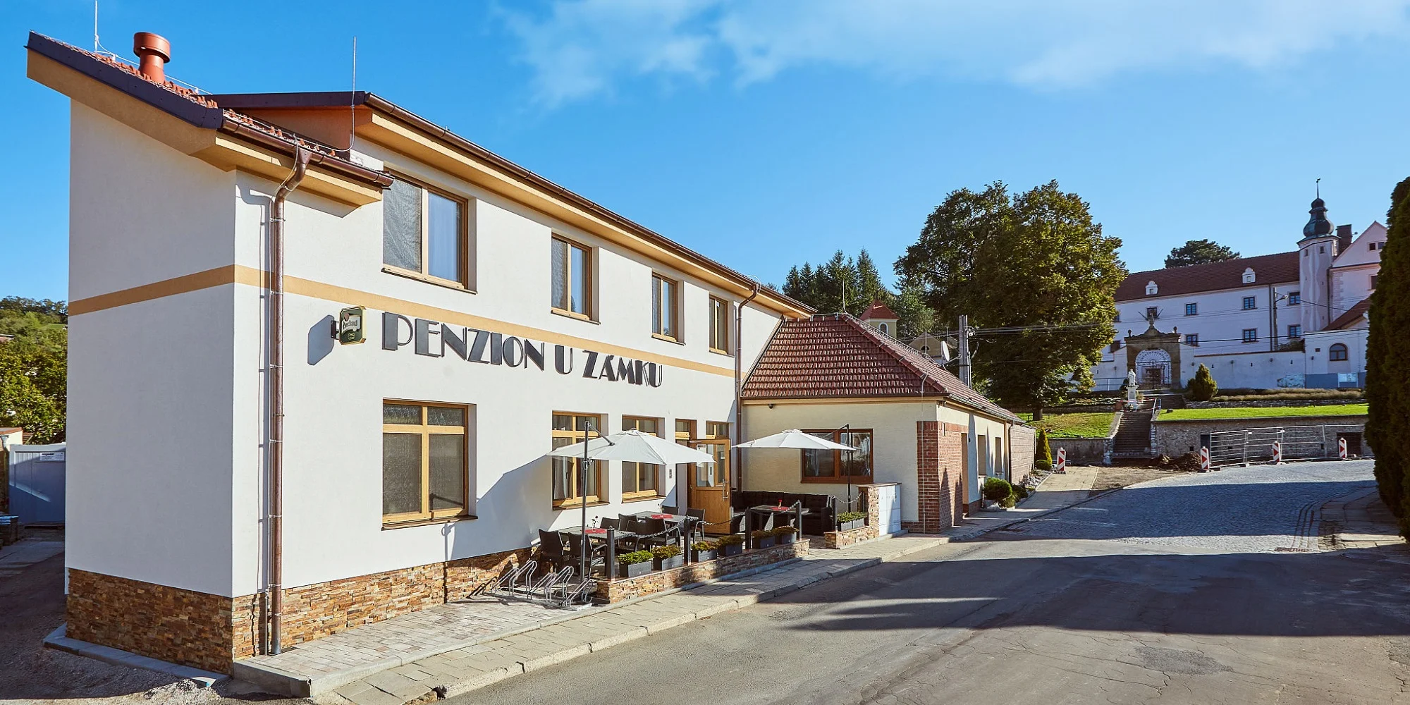 Pobyt v modernom penzióne na Slovácku s raňajkami aj privátnym wellness