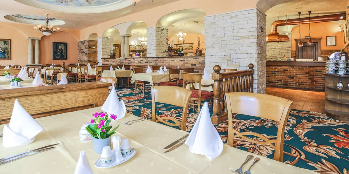Luxusný pobyt v Karlových Varoch: 5* Superior hotel Plaza s polpenziou a unikátnym wellnesslandom – Obrázok 4