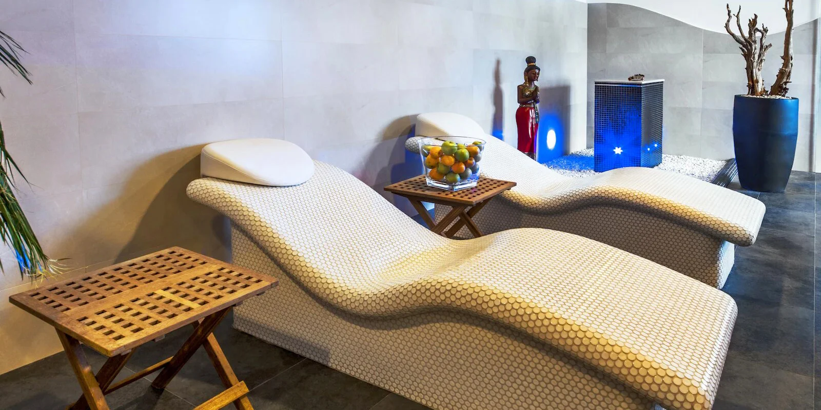 Pekný 4* hotel priamo v centre Budapešti: raňajky a neobmedzený vstup do sauny – Obrázok 2