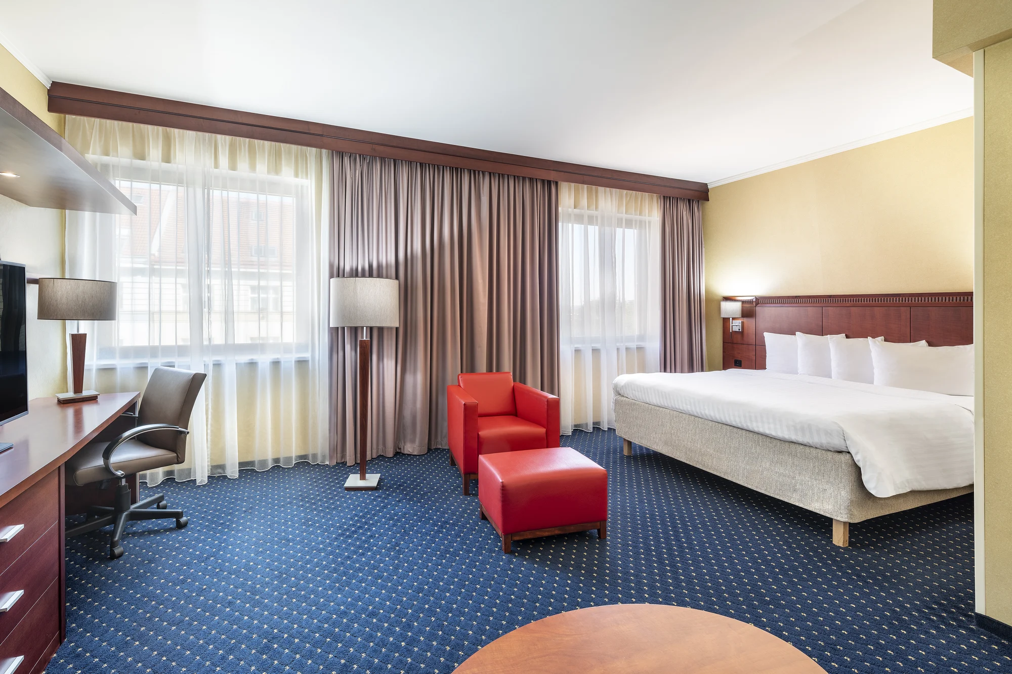 Pobyt v hoteli Courtyard by Marriott: výborná lokalita, raňajky aj fitness, parkovanie a dieťa zdarma – Obrázok 5