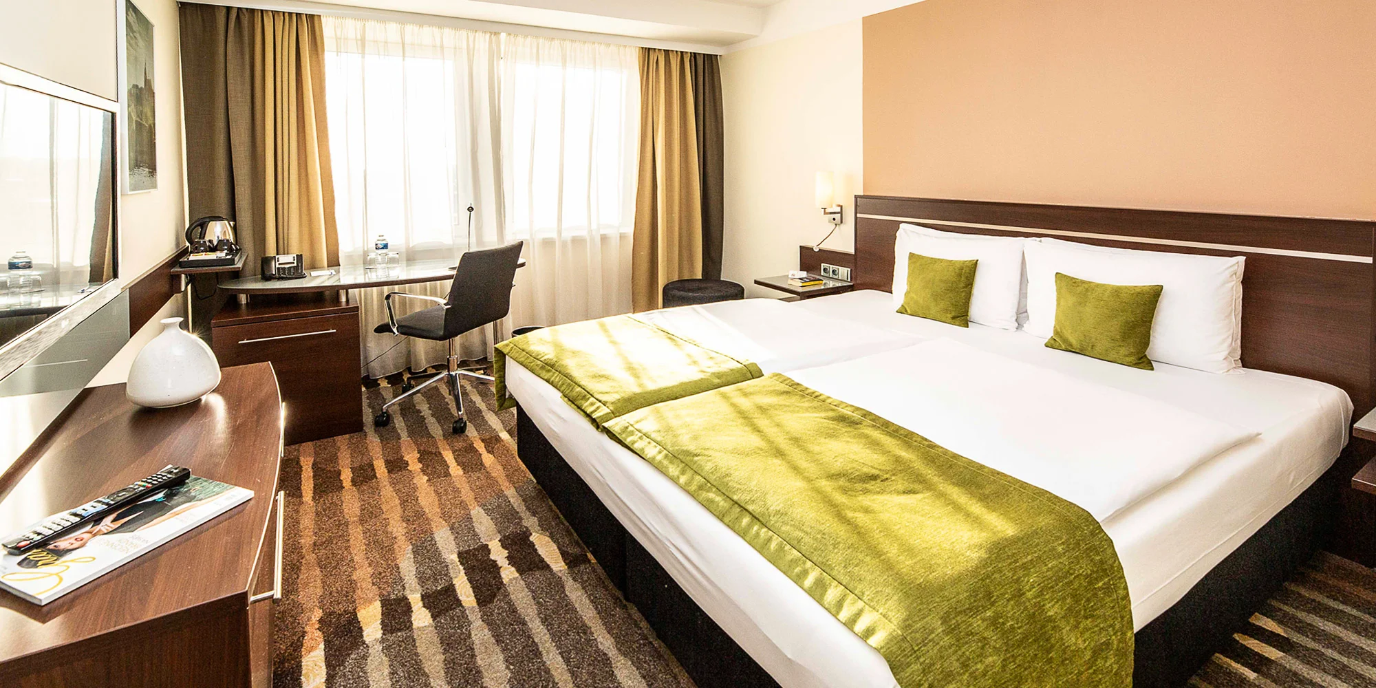 4* pobyt v Prahe: hotel 15 min. metrom od Václaváku, možnosť raňajok aj wellness