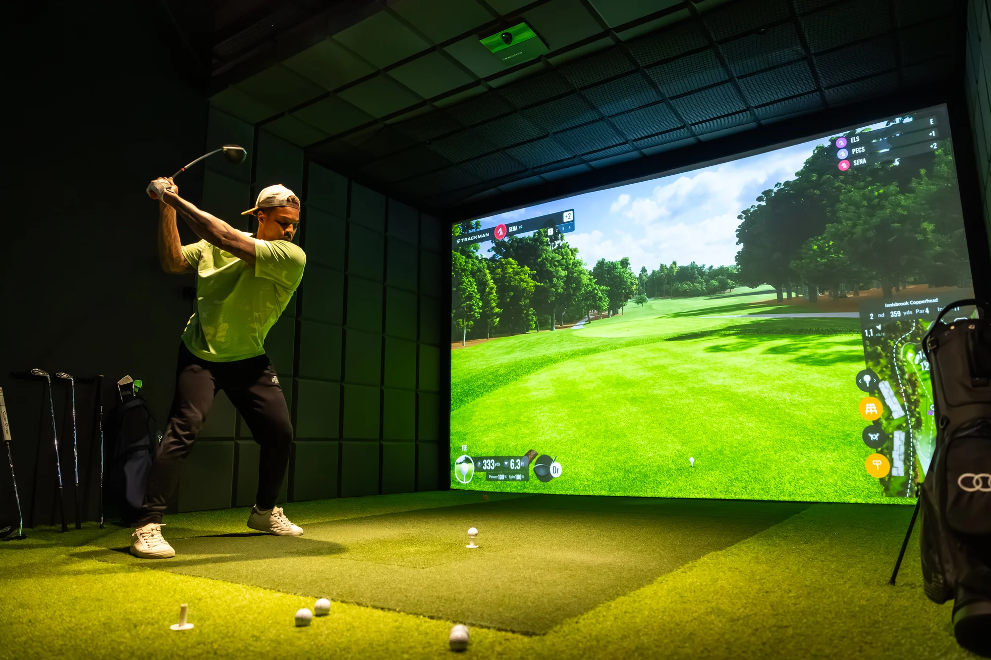 Hrajte ako profíci: profesionálny indoor golf na najmodernejších simulátoroch – Obrázok 4