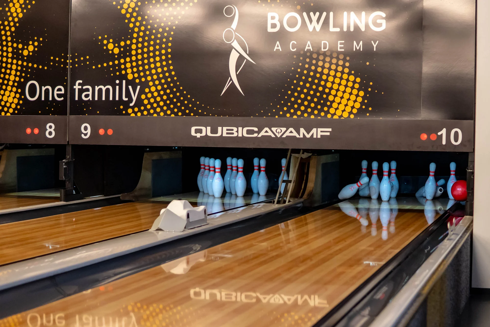 Prenájom bowlingovej dráhy na hodinu až pre 6 hráčov – Obrázok 6