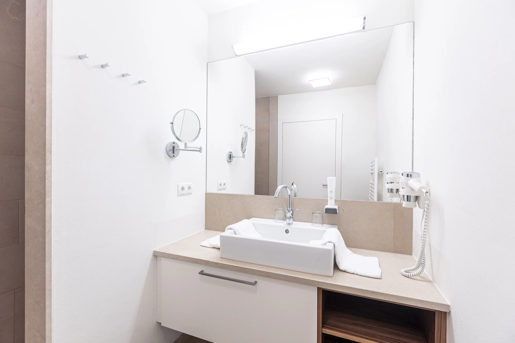 Salzbursko: moderný alpský apartmán až pre 4 osoby, wellness a karta výhod – Obrázok 5
