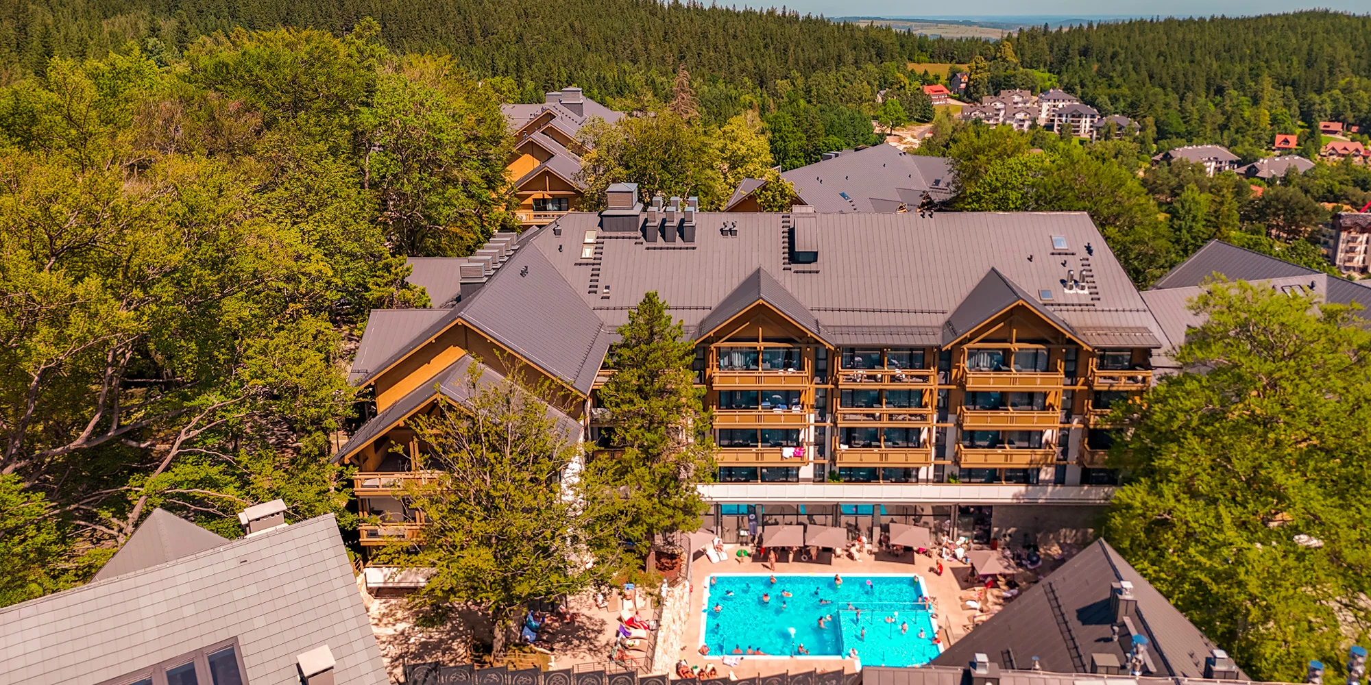 Resort v poľských Jizerkách: raňajky alebo polpenzia, wellness, aquapark aj možnosť apartmánu so súkromnou saunou