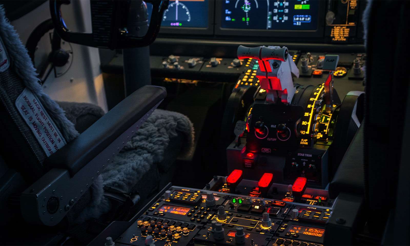 Let na realistickom leteckom simulátore B738-M v Leteckom tréningovom centre v Poprade – Obrázok 6