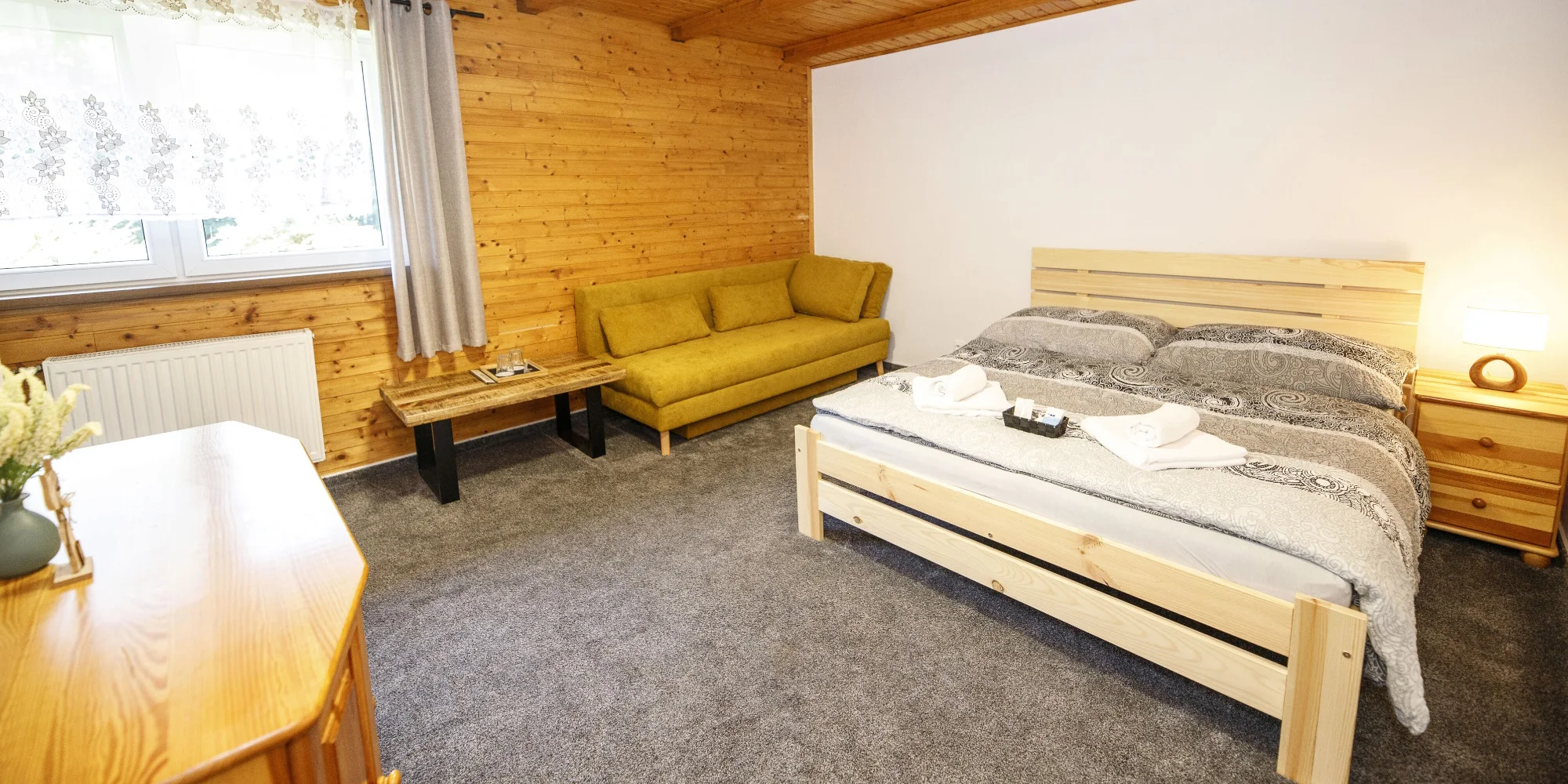 Relax v Beskydách: raňajky alebo polpenzia, privátne wellness aj pivný kúpeľ – Obrázok 4