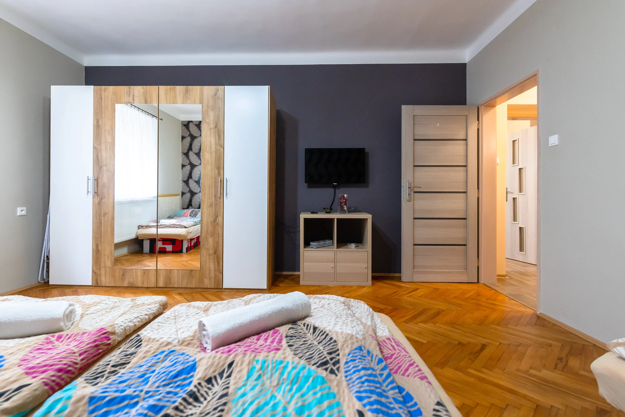 Štýlový oddych v zrekonštruovaných apartmánoch vo Veľkom Mederi s vírivkou neďaleko kúpaliska Thermal Corvinus – Obrázok 2