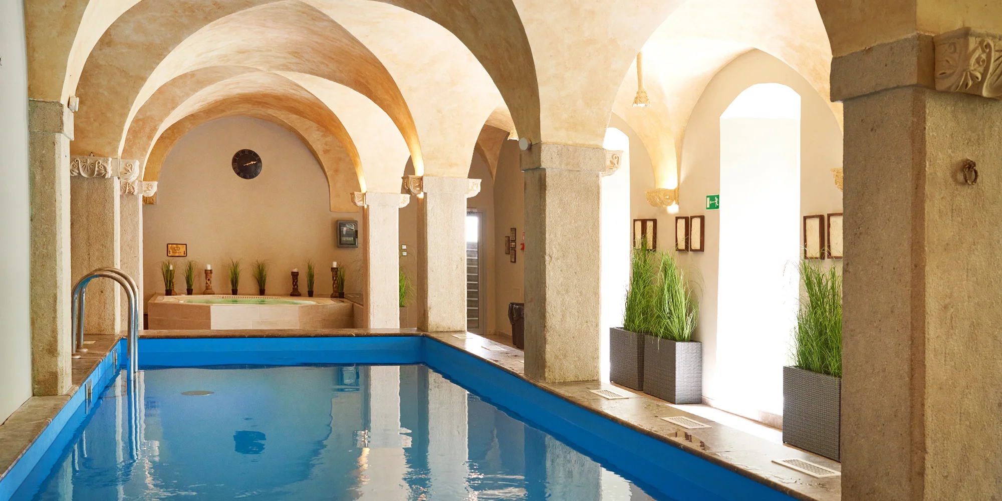 Romantika na poľskom zámku: neobmedzený vstup do wellness, raňajky alebo polpenzia – Obrázok 2